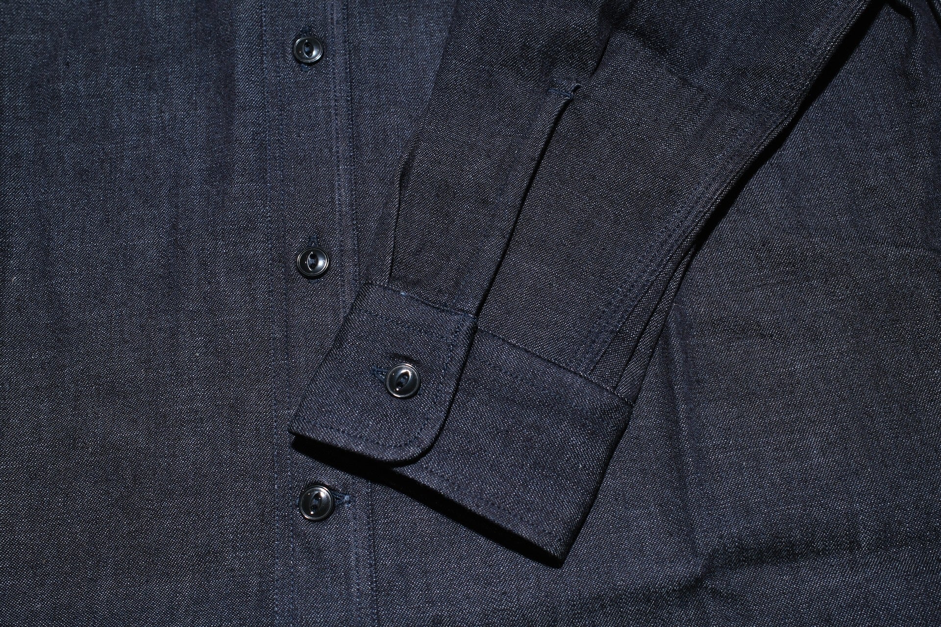 Momotaro 8oz “Tokuno Blue” Indigo Dyed Selvage Denim Workshirt