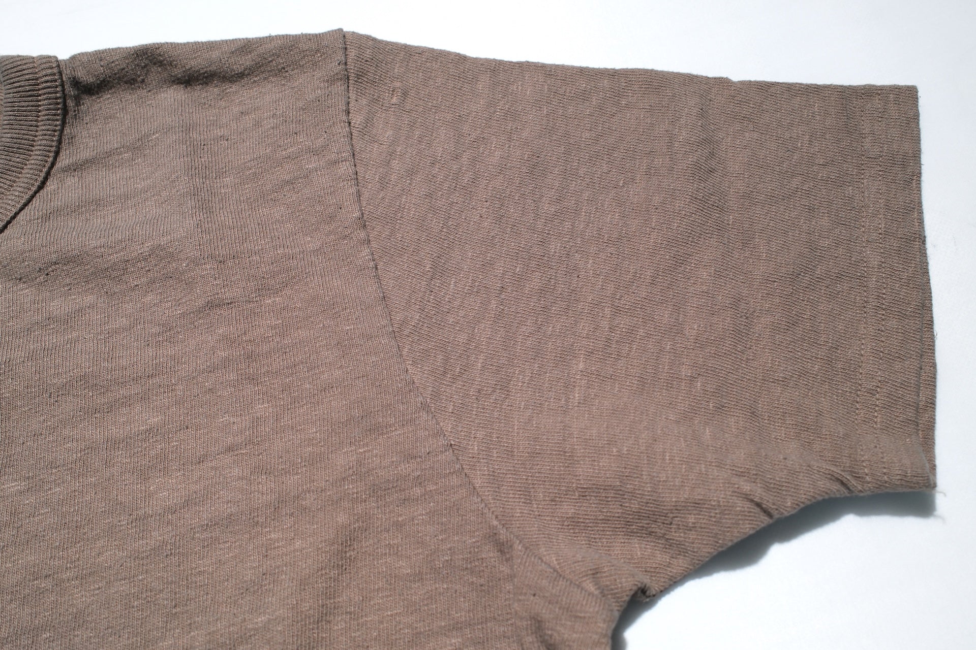 UES 9.5oz "NO.8 Slub Nep" Heavyweight Plain Tee (Coffee Bean)