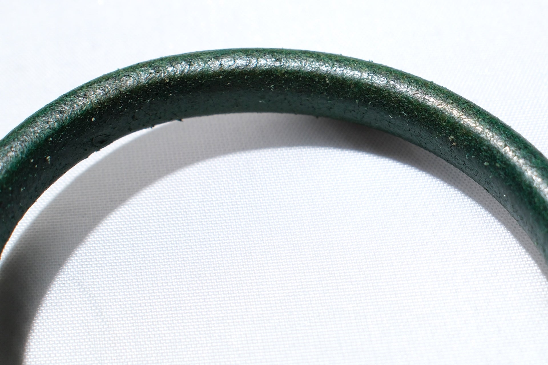 Cramp by Ginkawaten “Silver Hook " Single Cuff (Green)