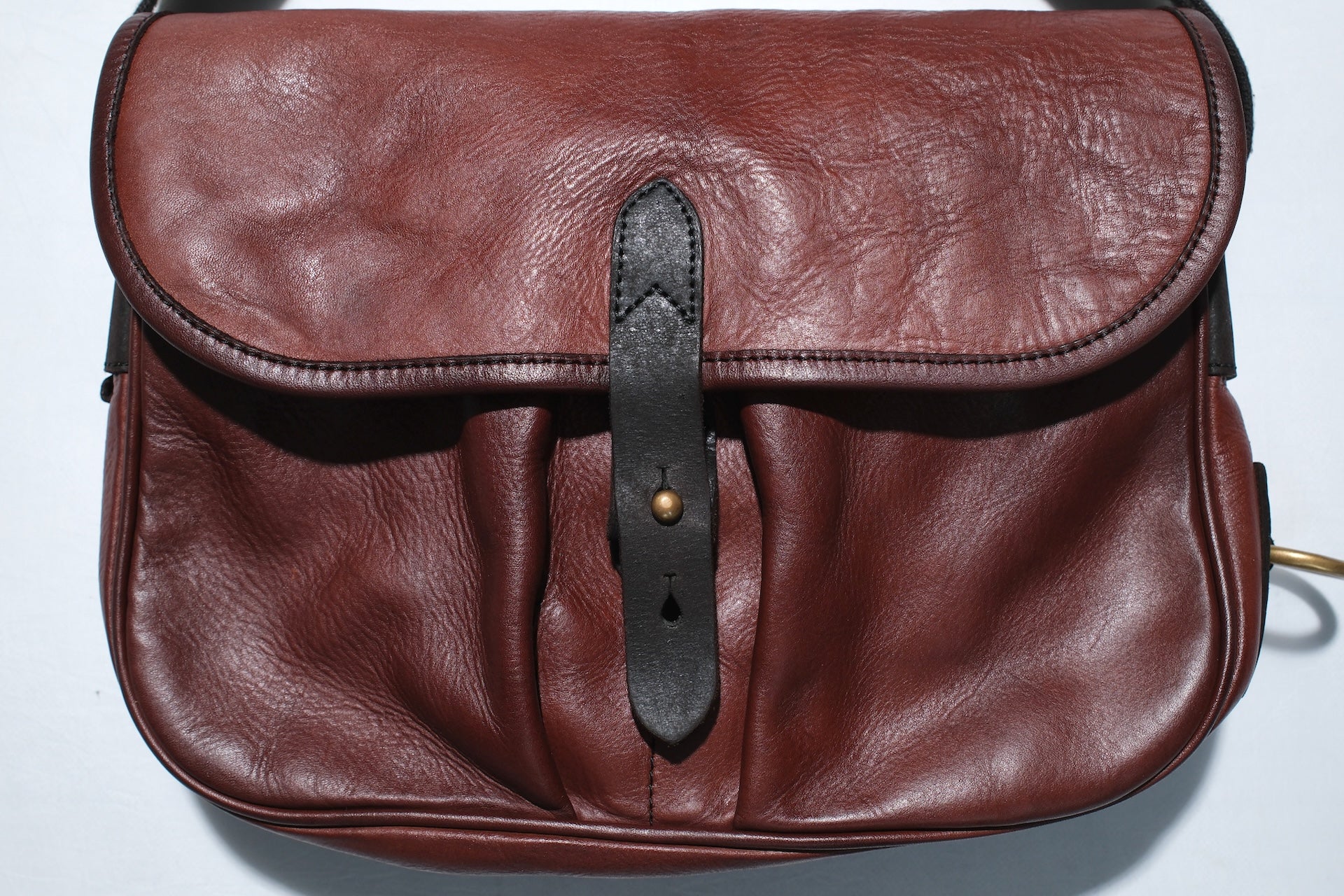 Ginkawaten Full-Grain Cowhide Utility Shoulder Bag (Chocolate Brown)