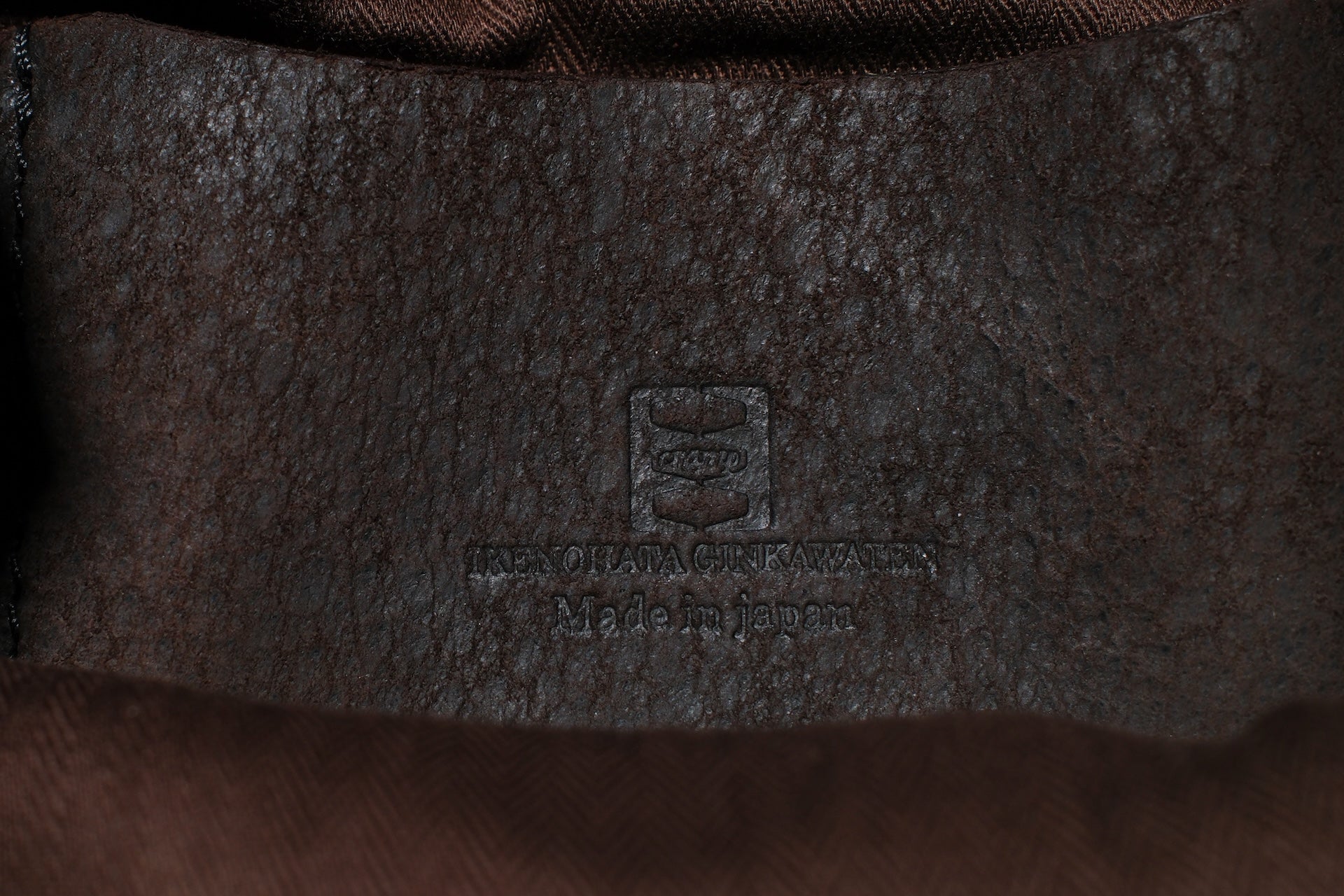 Ginkawaten Full-Grain Cowhide Utility Shoulder Bag (Chocolate Brown)