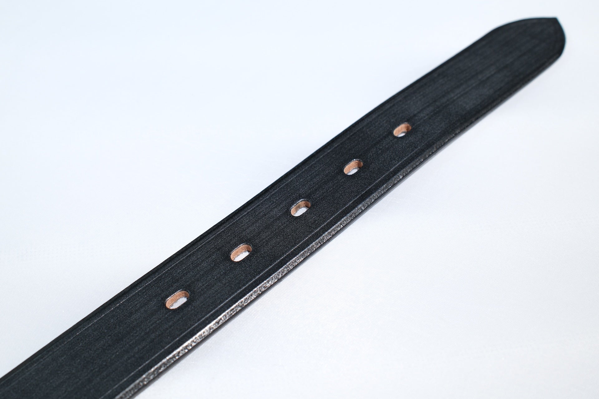 Cramp by Ginkawaten UK Bridle Cowhide Semi-Formal Belt (Black Tea-core)