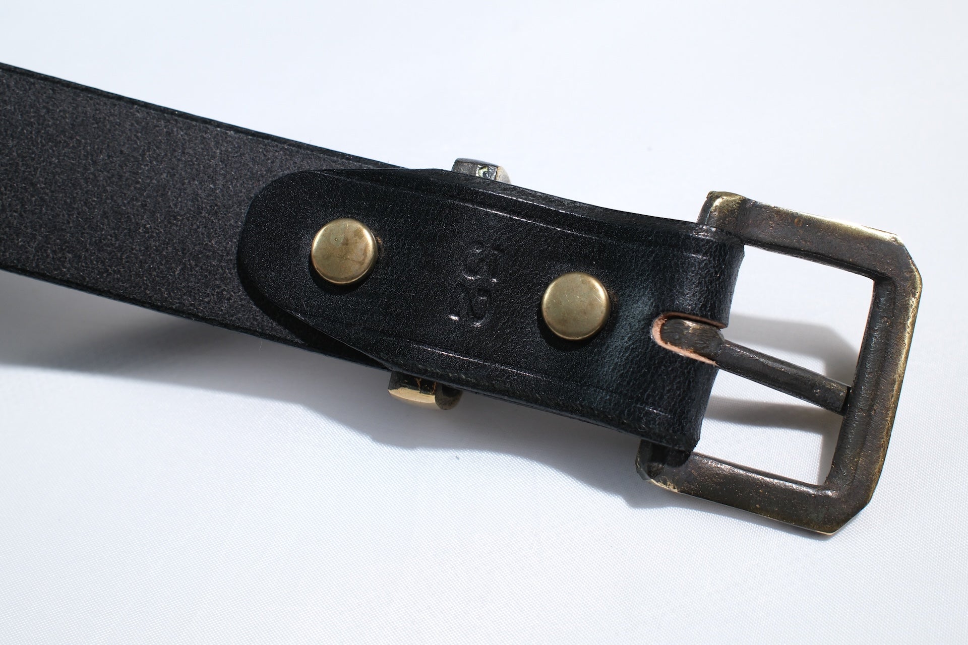 Cramp by Ginkawaten UK Bridle Cowhide Semi-Formal Belt (Black Tea-core)