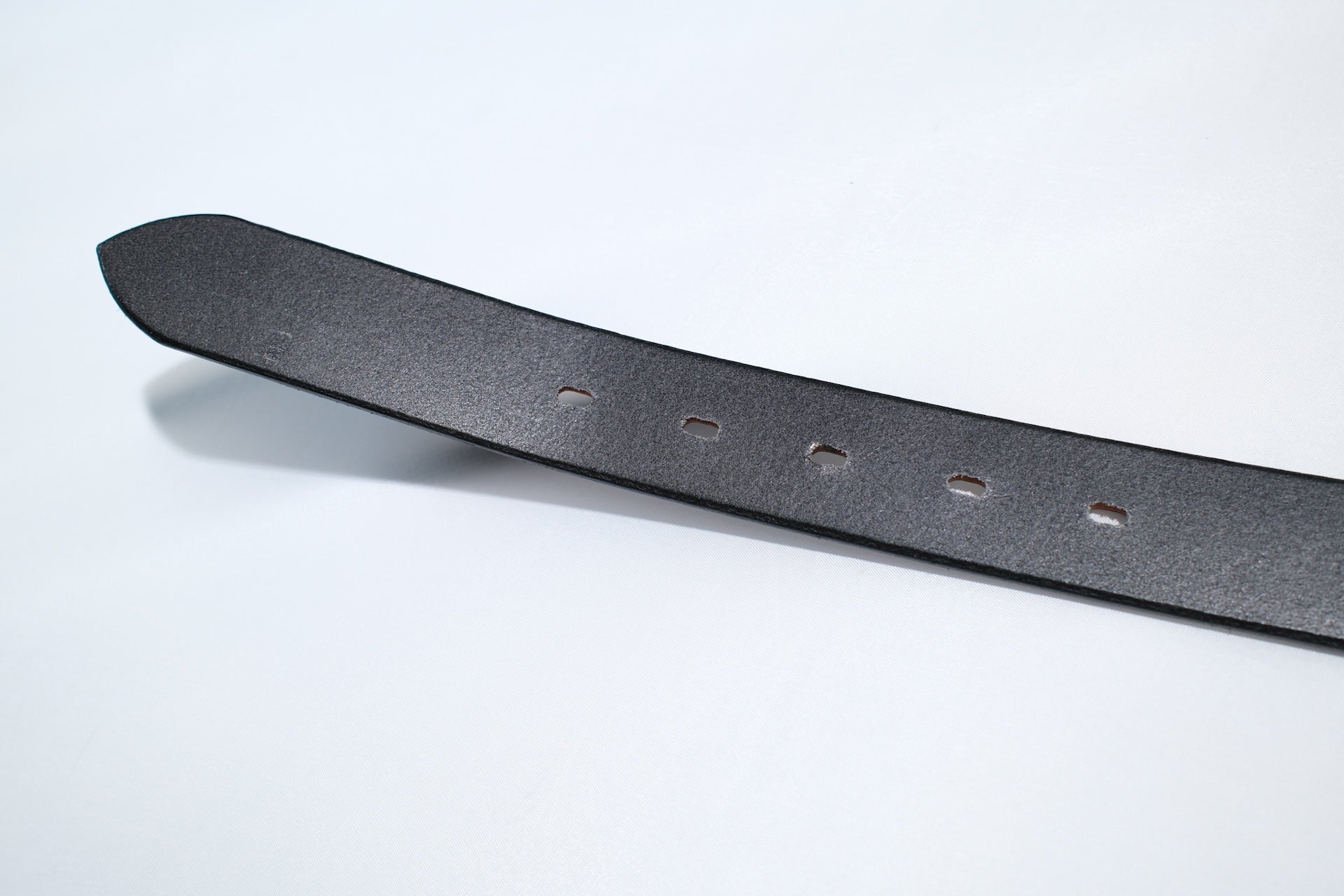 Cramp by Ginkawaten UK Bridle Cowhide Semi-Formal Belt (Black Tea-core)