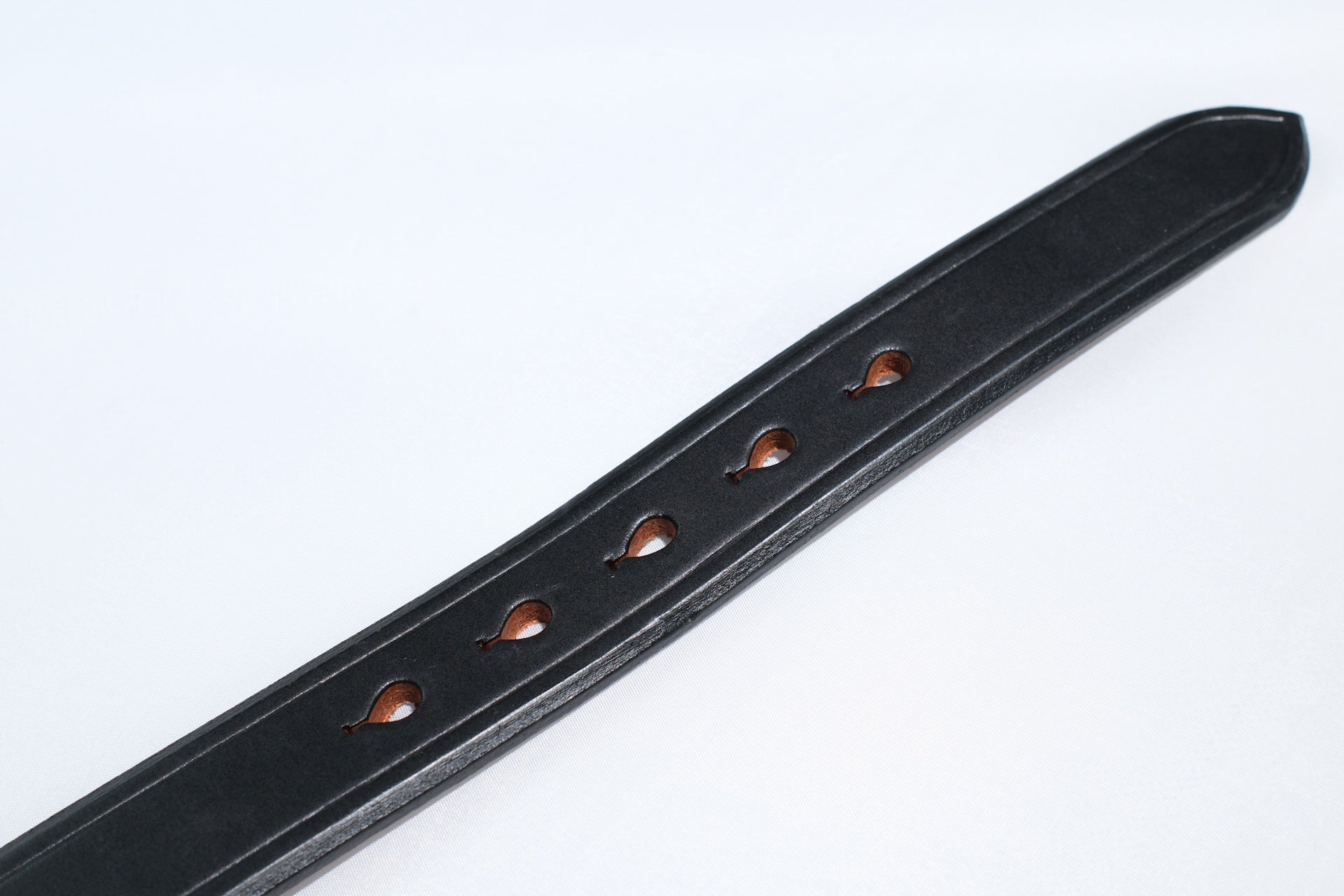 Cramp by Ginkawaten "Horseshoe-Buckle" UK Saddle Cowhide Belt (Black Tea-core)