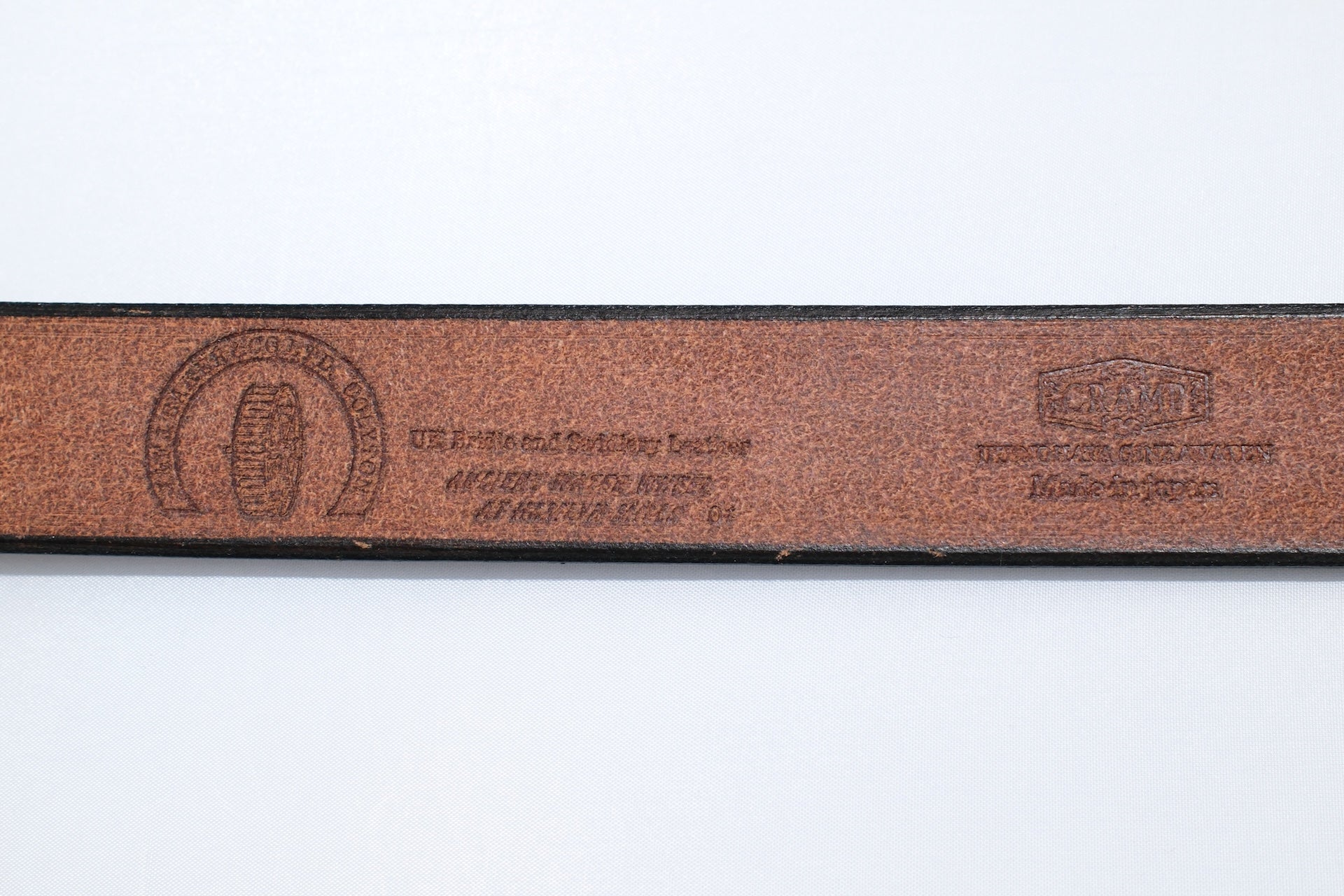 Cramp by Ginkawaten "Horseshoe-Buckle" UK Saddle Cowhide Belt (Black Tea-core)