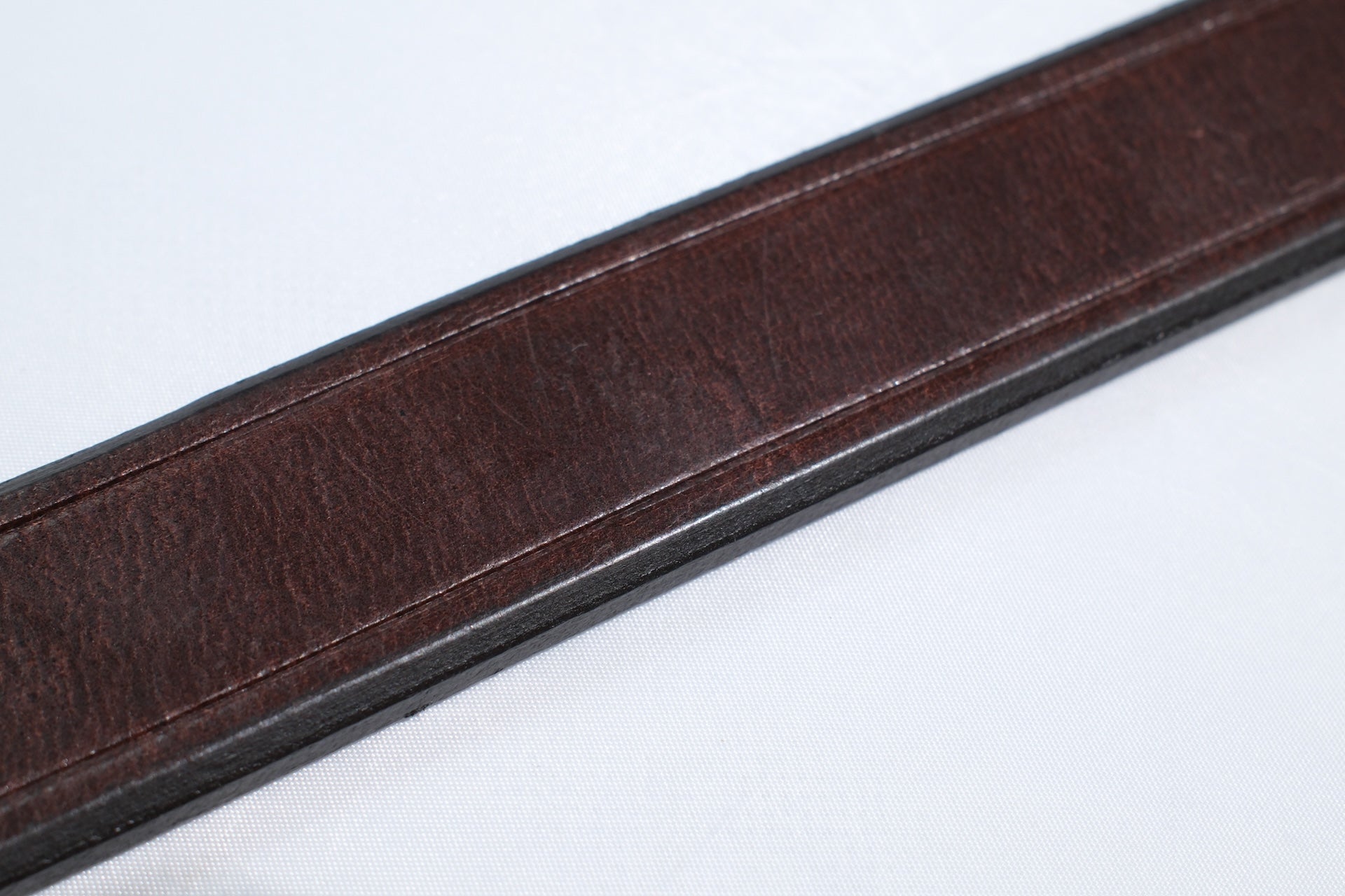 Cramp by Ginkawaten "Horseshoe-Buckle" UK Saddle Cowhide Belt (Brown Tea-core)