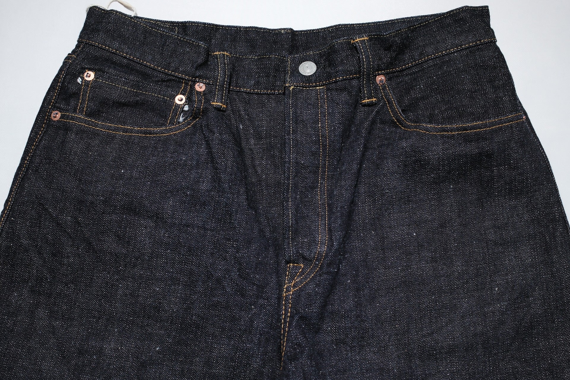 Omoto Denim 15.5oz Indigo Dyed “Neo-Slub” 0811 Denim (Loose fit)