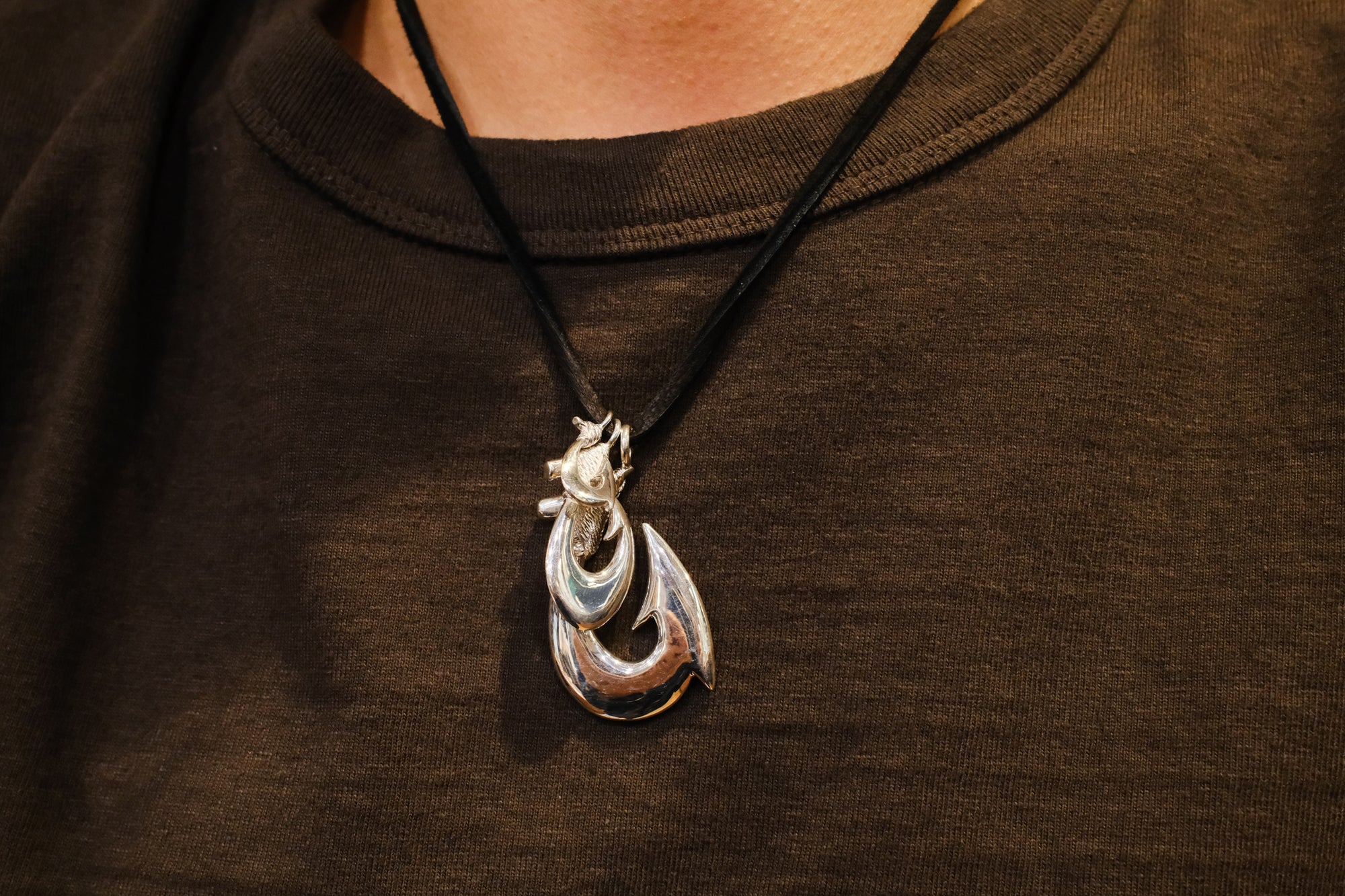 The One OCEAN “Hawaiian Makau” Silver Pendant (Large)