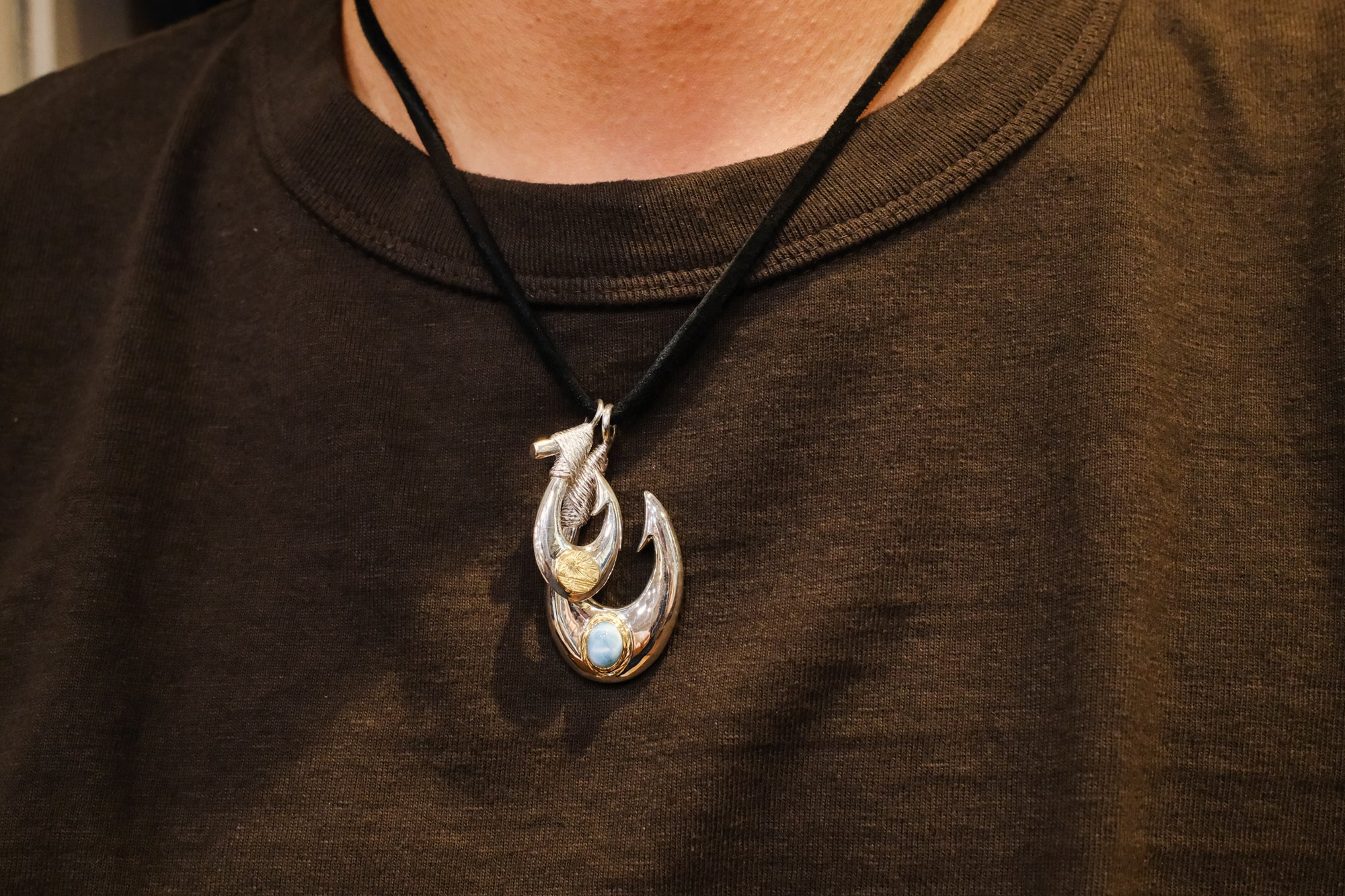 The One OCEAN “Ancient Makau Ace Type” Silver Pendant with Larmiar & 18K Gold Bezel (Large)