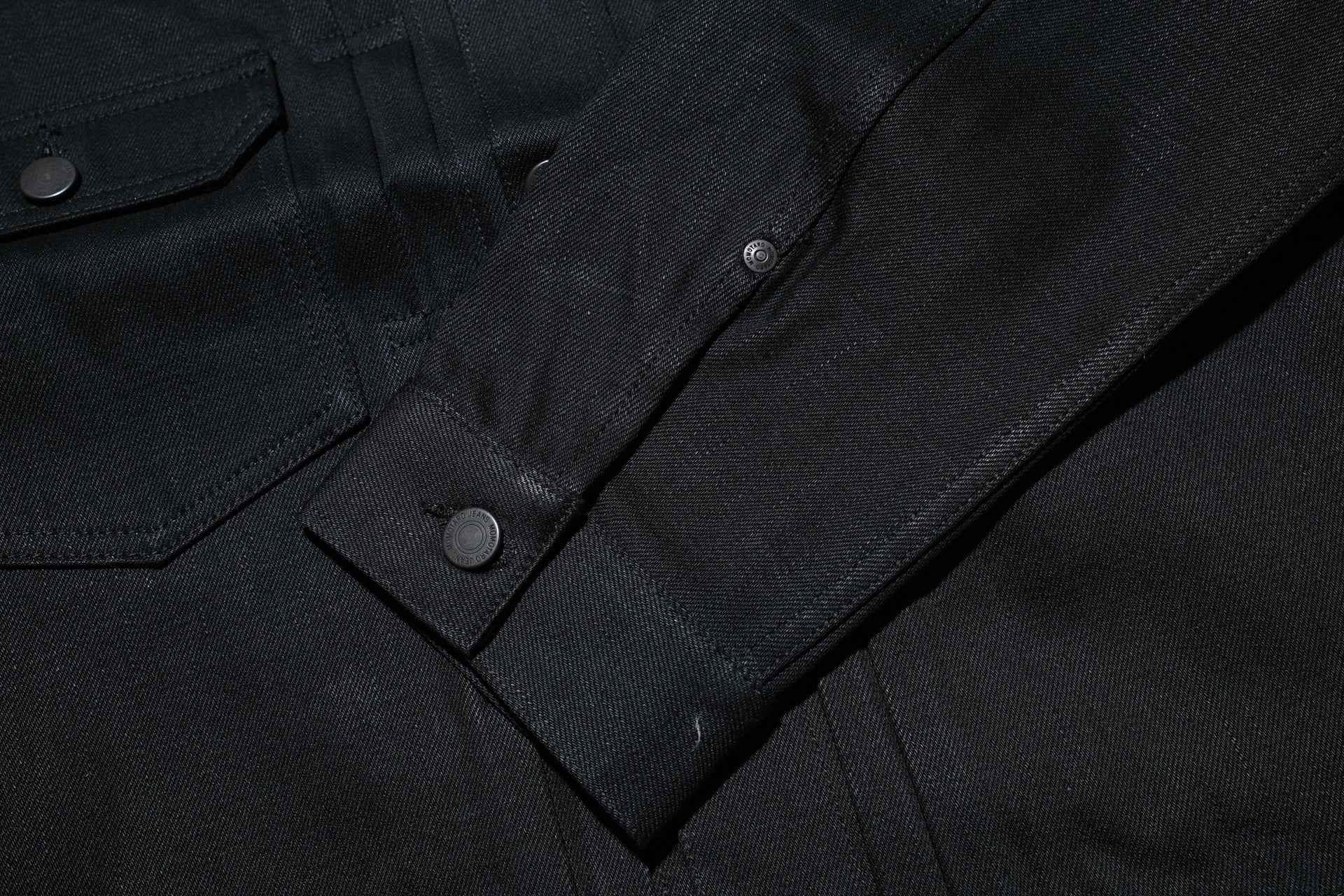 MOMOTARO JEANS 14.7oz "Solid Black" Modified Type 2 Denim Jacket