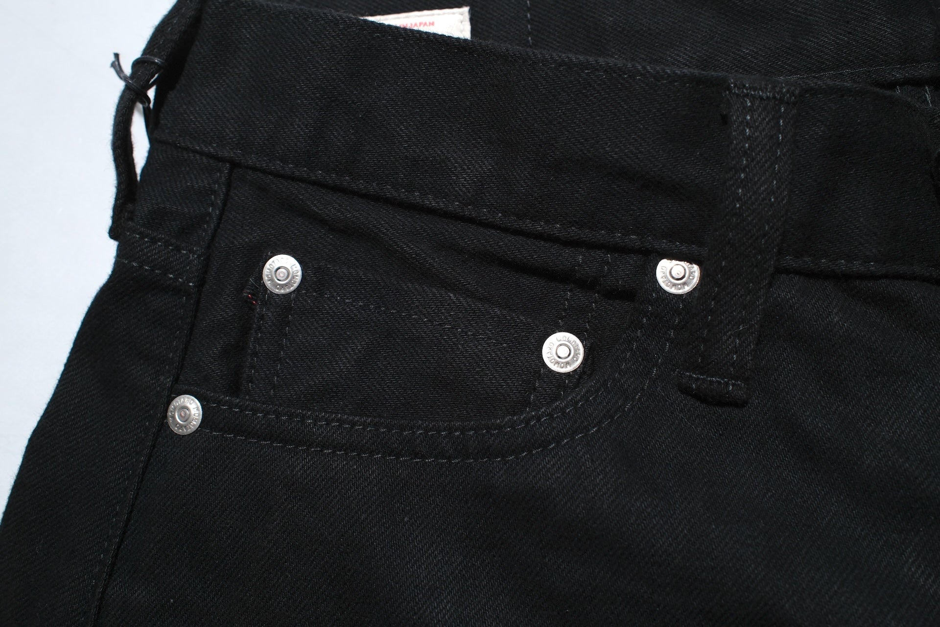 MOMOTARO JEANS 15oz “Kyoto Montskuki” Ultimate-Black Denim (Classic Straight fit)