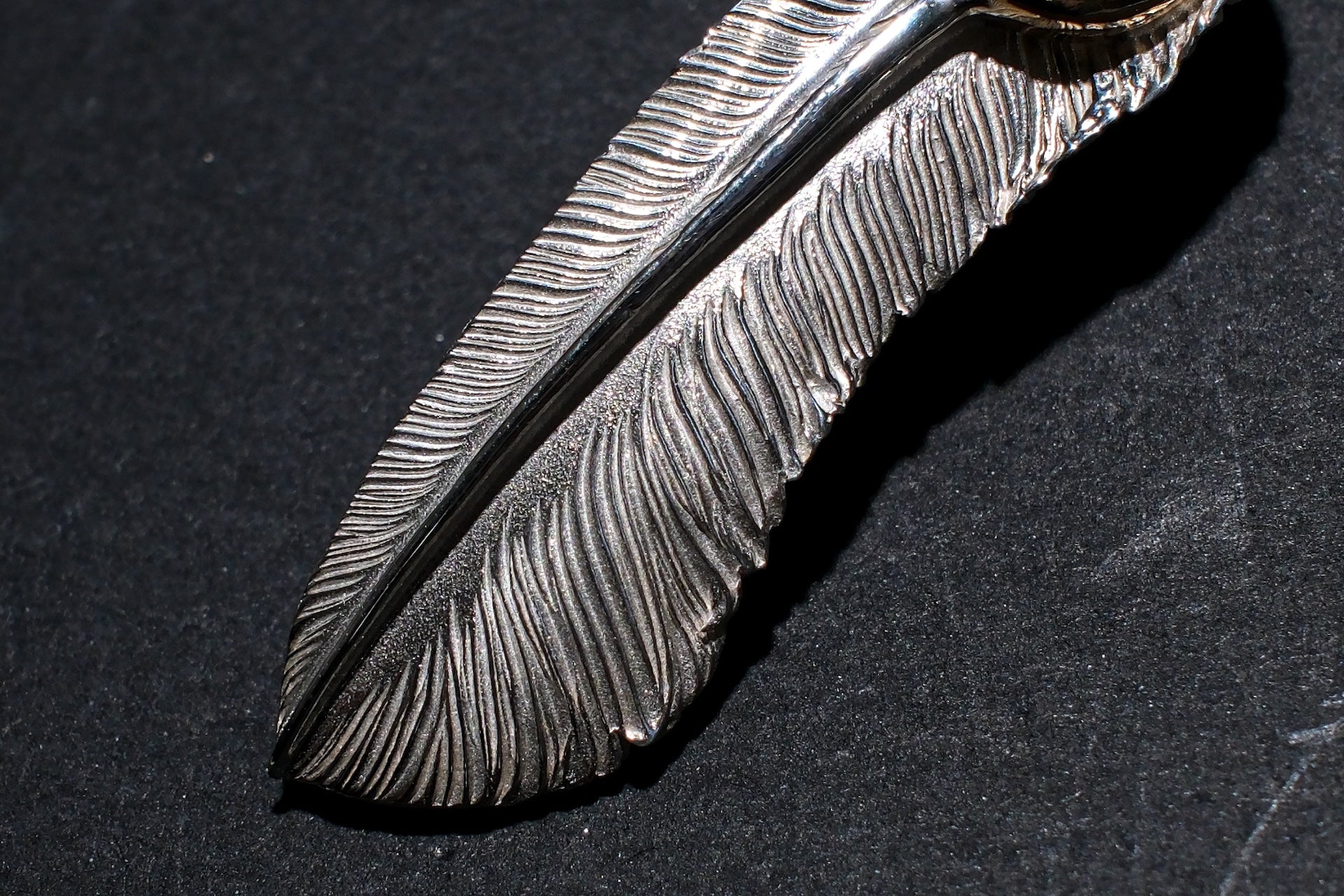 Legend "Ultimate Toppa" Medium Feather Silver Pendant (One-Off Edition)