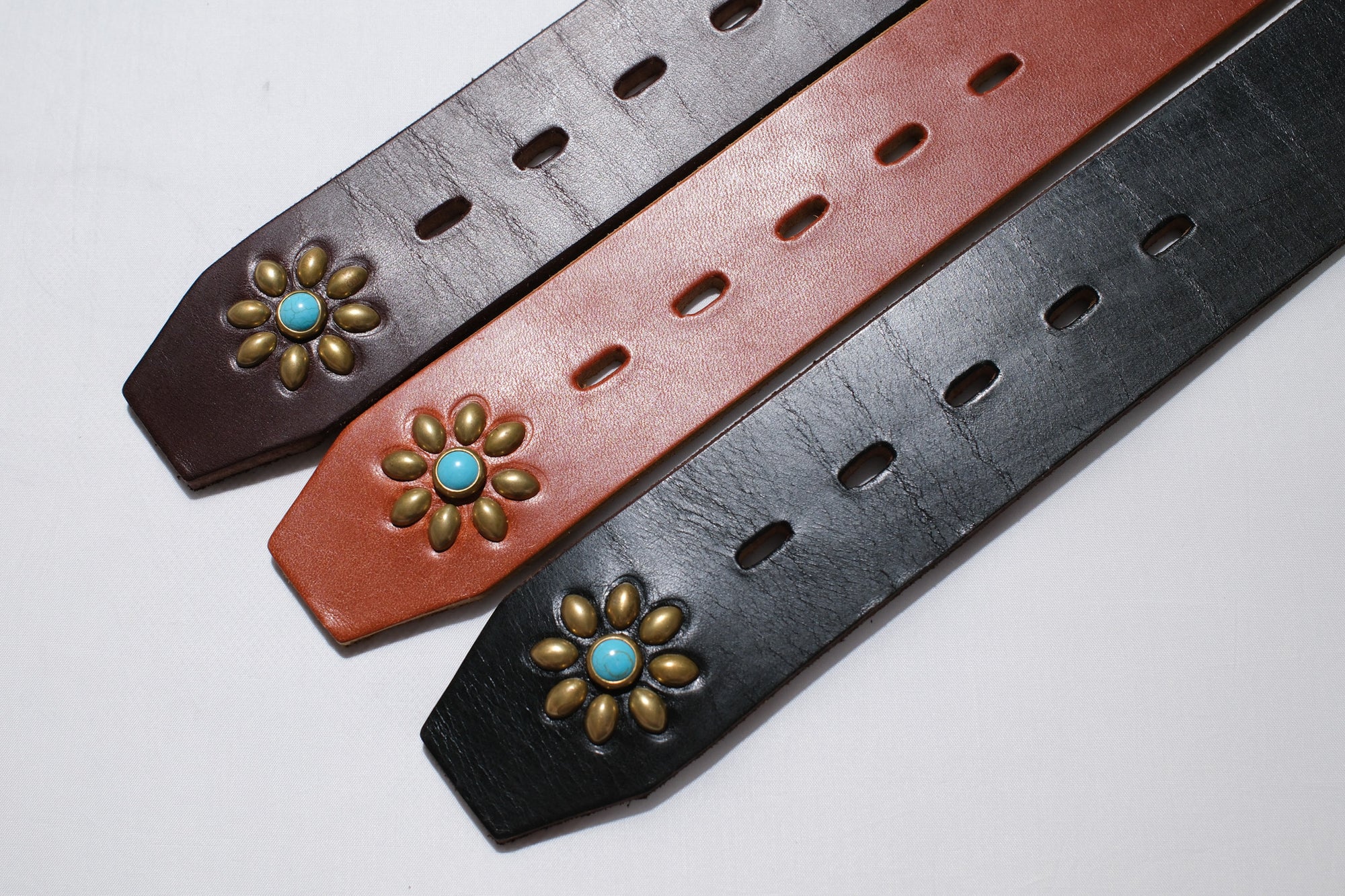 Hollywood Trading Company "Desert Flower" Belt (Black Tea-core)