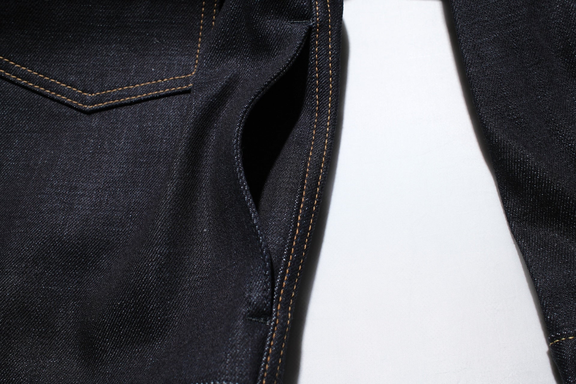MOMOTARO JEANS 14.7oz "Tokuno Blue" Modified Type 1 Denim Jacket (Indigo)