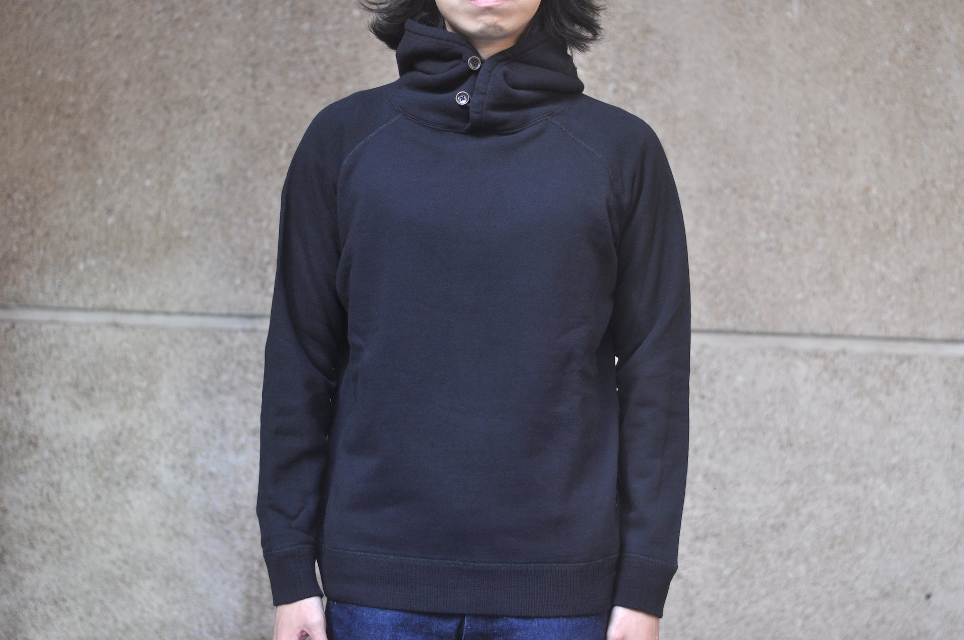 Pure Blue Japan Indigo Dyed "Signature" Raglan Pullover (Indigo X Black)