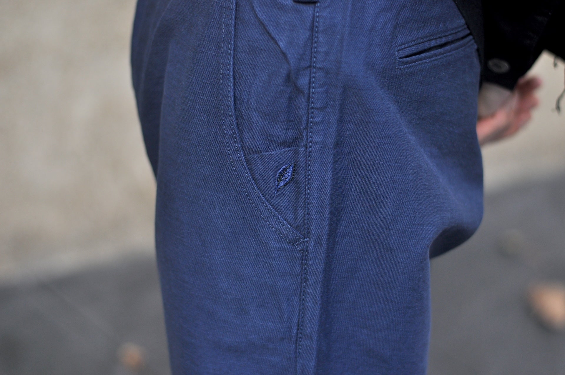 Pure Blue Japan Heavyweight Back Sateen Trousers (Navy X Black)