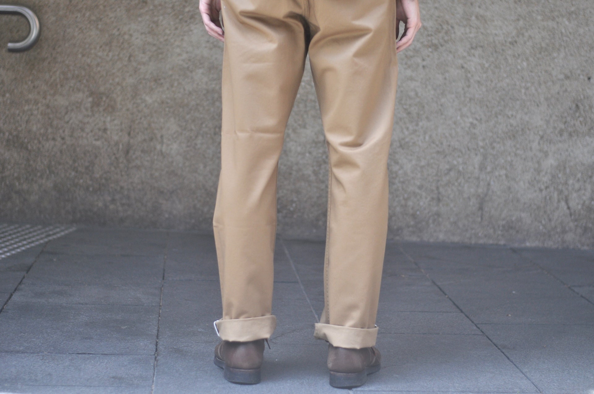 Pure Blue Japan 11oz “Dry-Touch” High-Density Chino Trousers (Dark Camel)