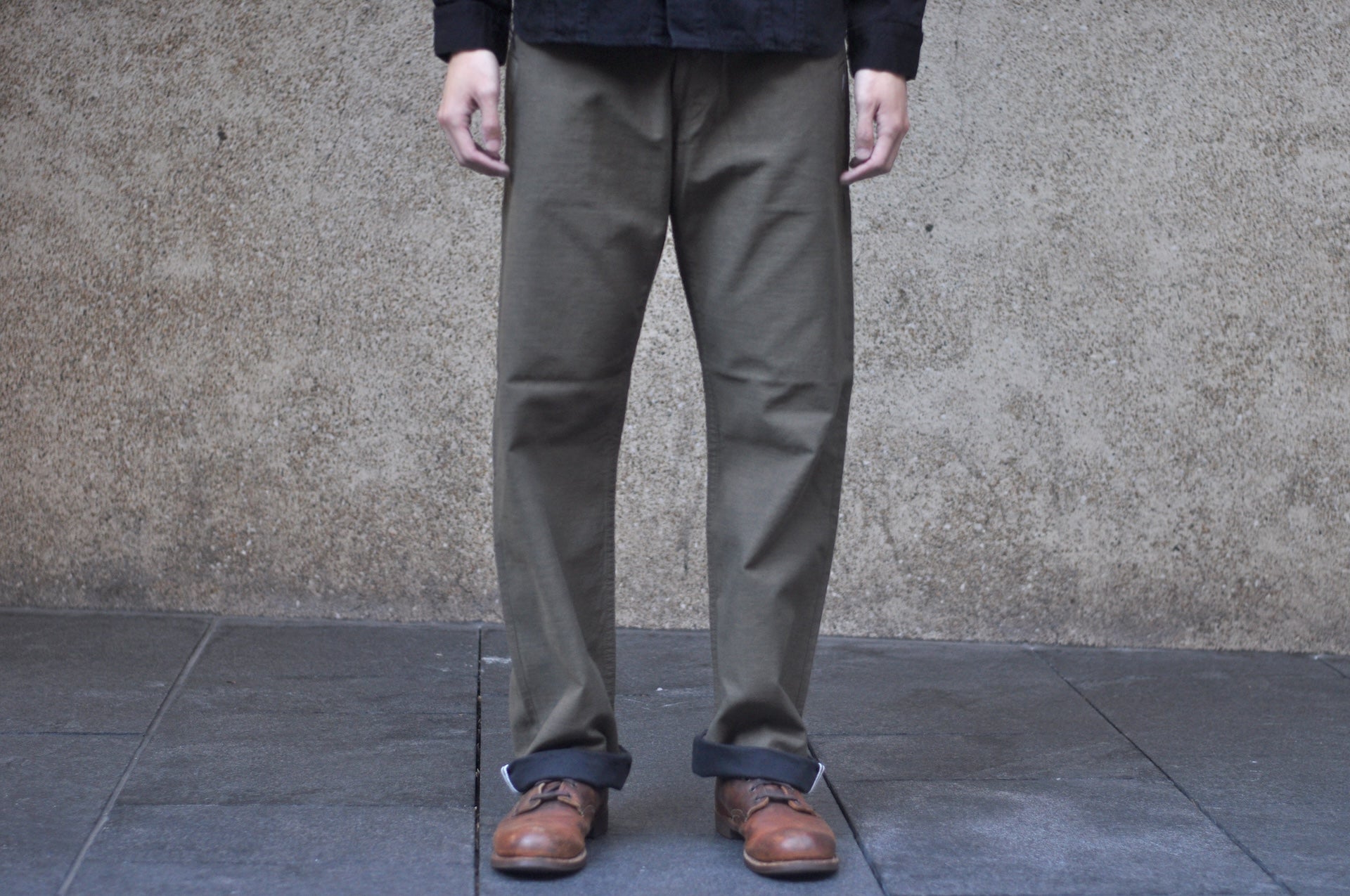 Pure Blue Japan Heavyweight Back Sateen Trousers (Khaki X Black)