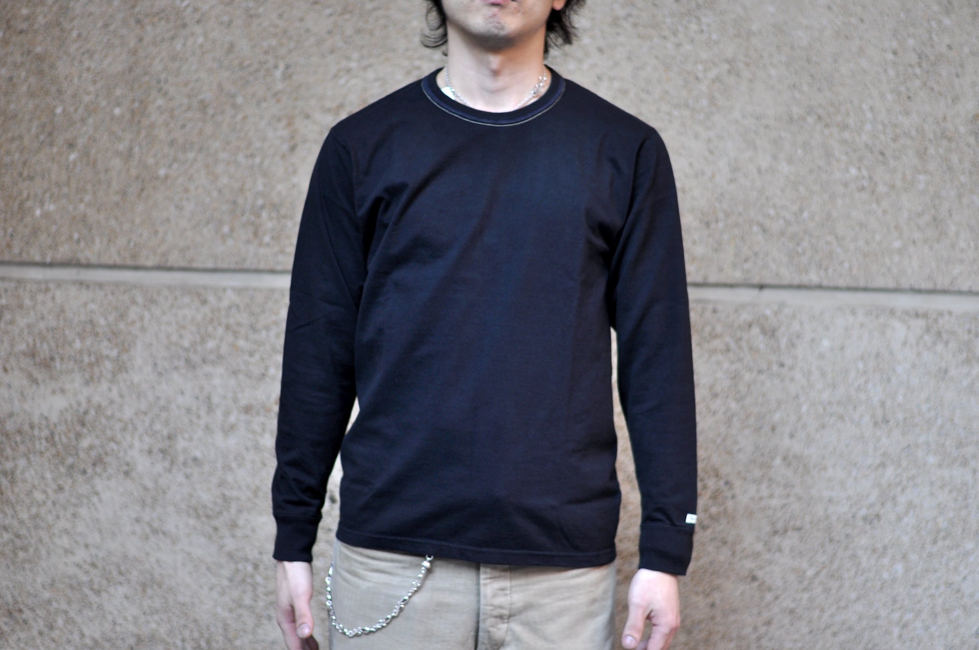 The Flat Head 9oz Loopwheel L/S Plain Tee (Black)