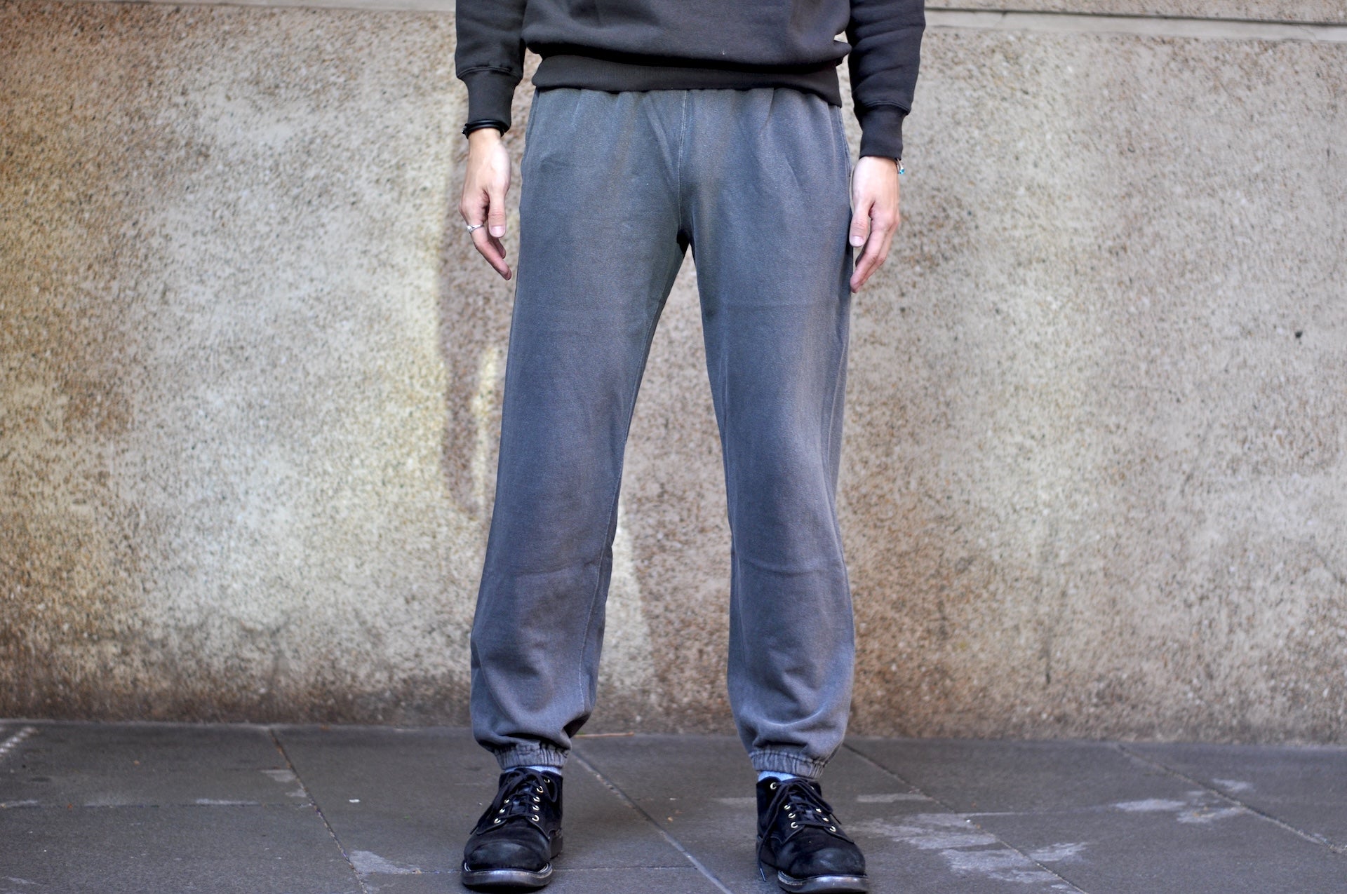 【DISCERNMENT】Billy Side Denim Color Matching Sweatpants 30930116772006-6.jpg
