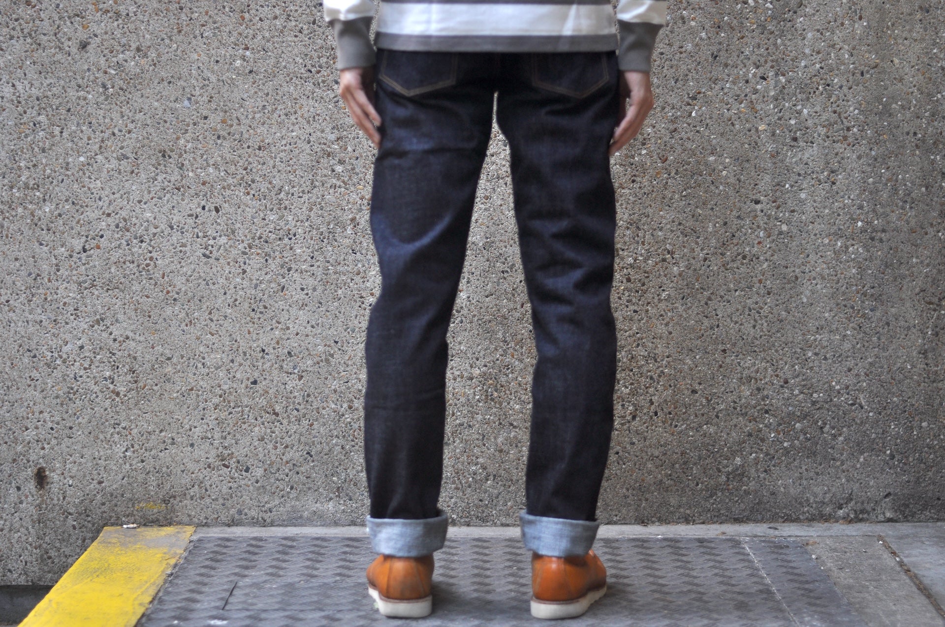 Japan Blue 17oz J1327 'Circle' Denim (Straight Tapered Fit)