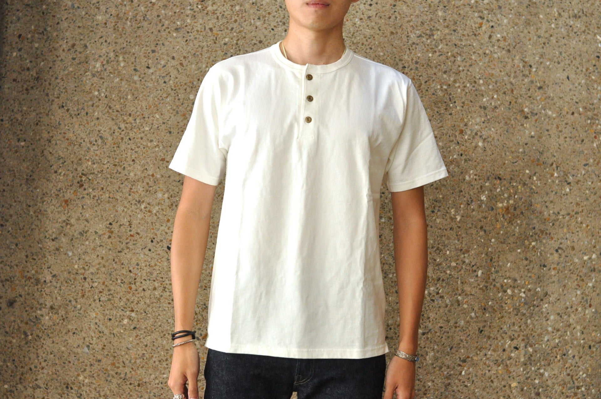 Studio D'Artisan X CORLECTION 7.5oz 'Suvin Gold' Ultimate Loopwheeled Henley Tee (White)