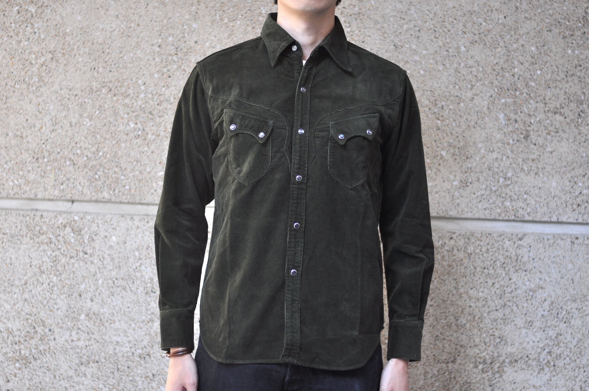 Stevenson Overall Co. 'Cody' Heavyweight 16-Wale Corduroy Western Shirt (Dark Olive)