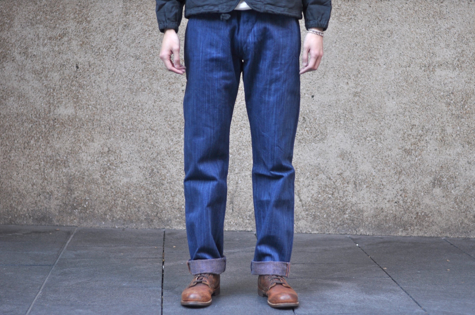 Graph Zero 13oz “Natural Indigo X Kakishibu” Vertical-Slub Denim (Classic Straight fit)