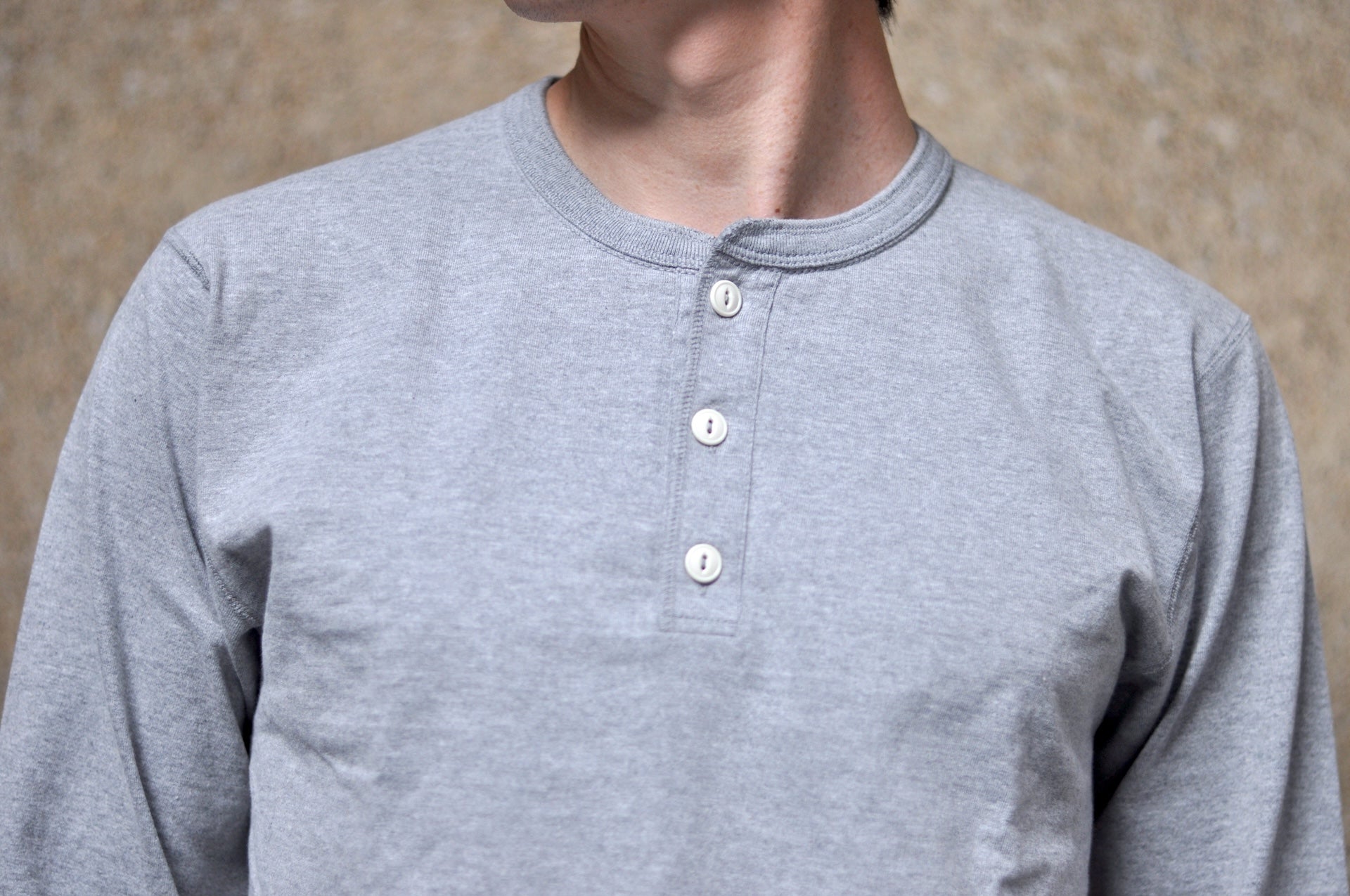 The Flat Head 9oz Loopwheeled L/S Henley Tee (Heather Grey)