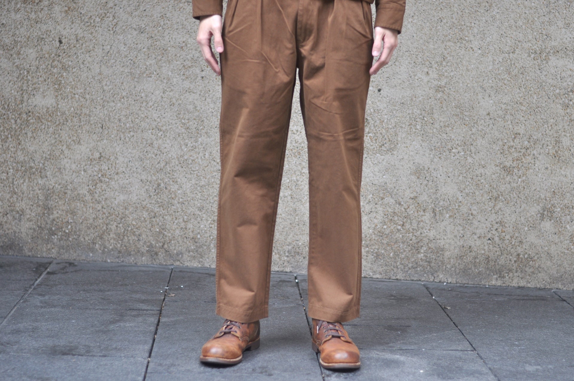 Sugar & Co. “Ivy Senior” Moleskin Loose-Straight Chino Trousers (Brown)