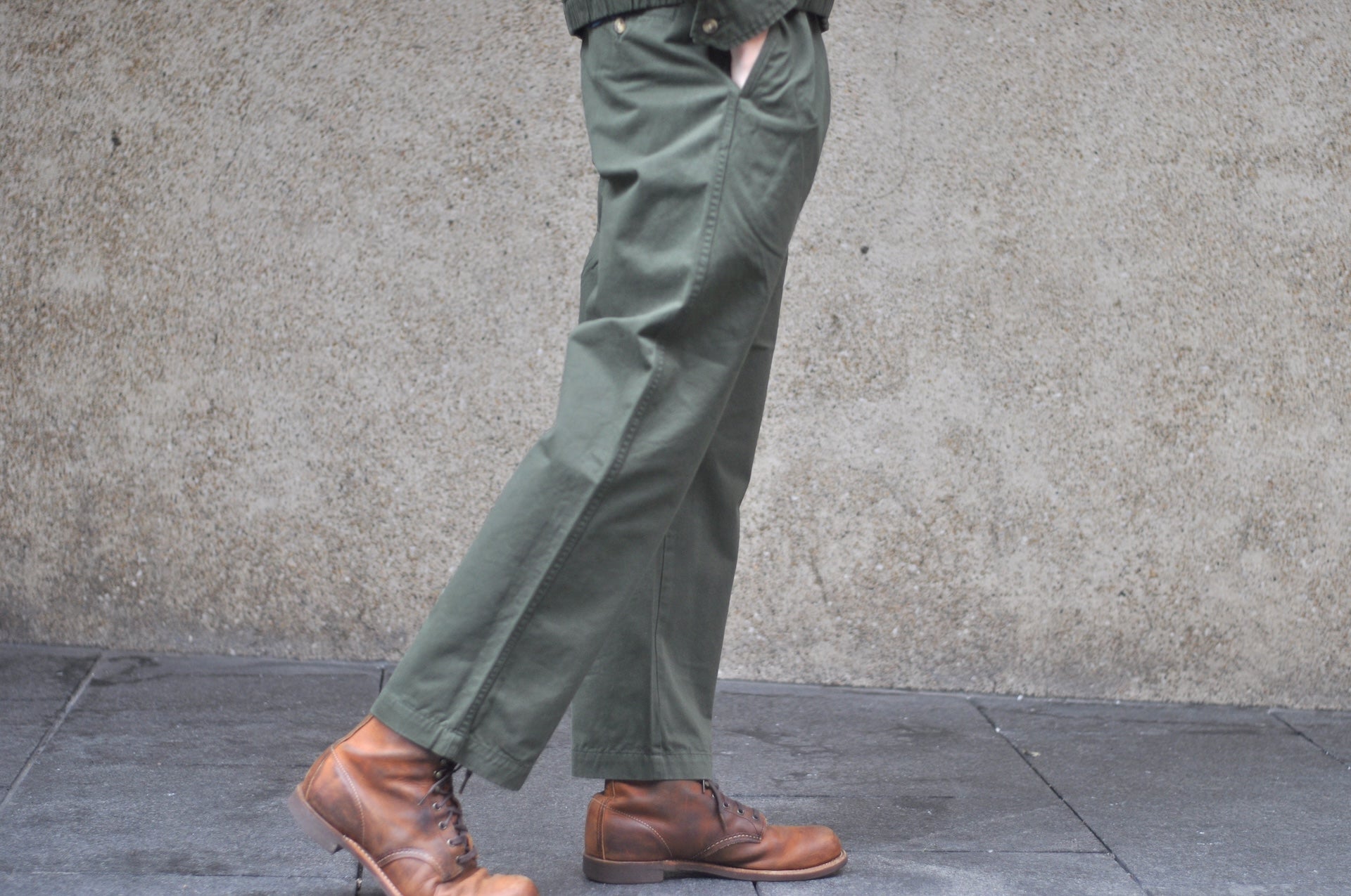 Sugar & Co. “Ivy Senior” Moleskin Loose-Straight Chino Trousers (Olive)