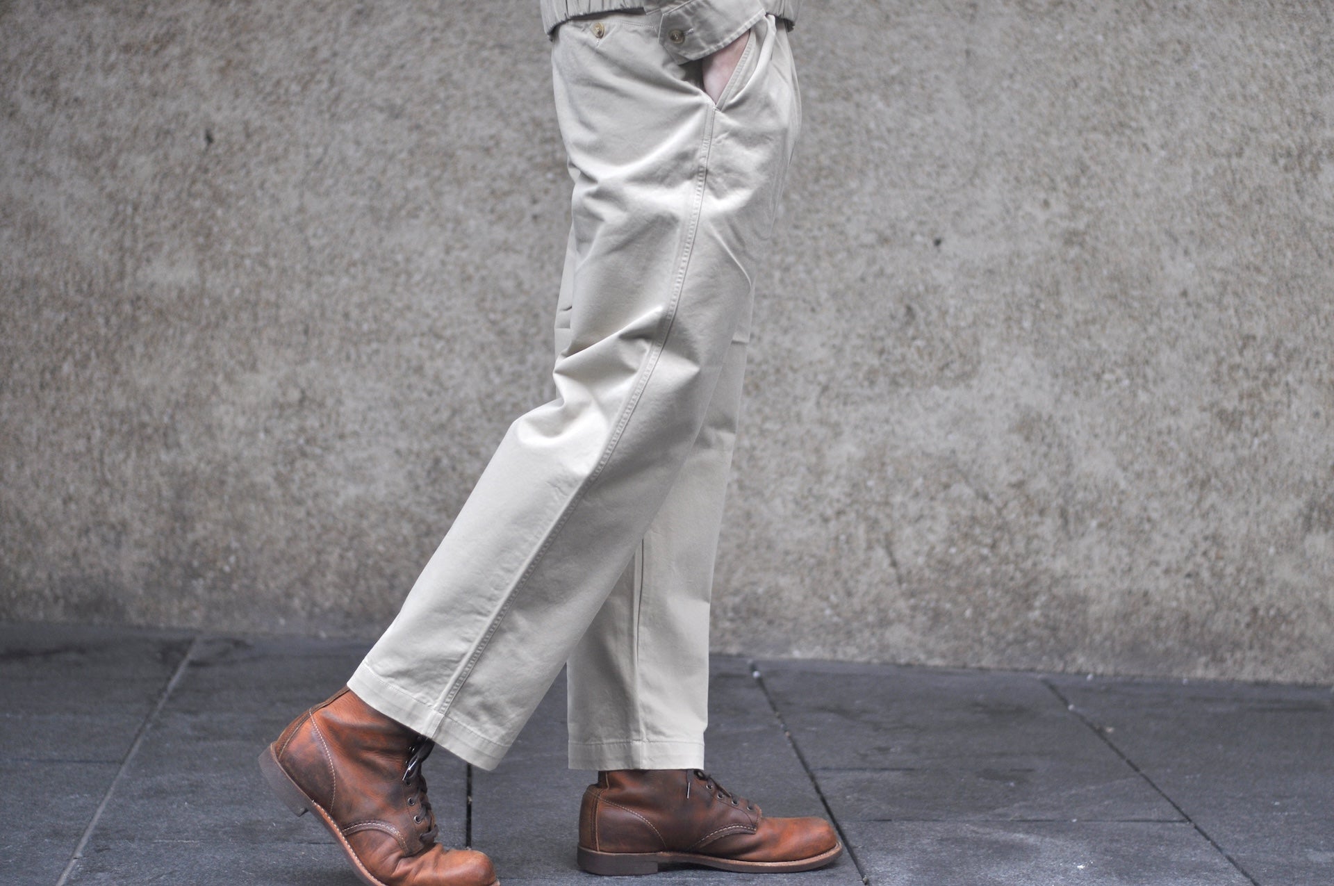 Sugar & Co. “Ivy Senior” Moleskin Loose-Straight Chino Trousers (Beige)