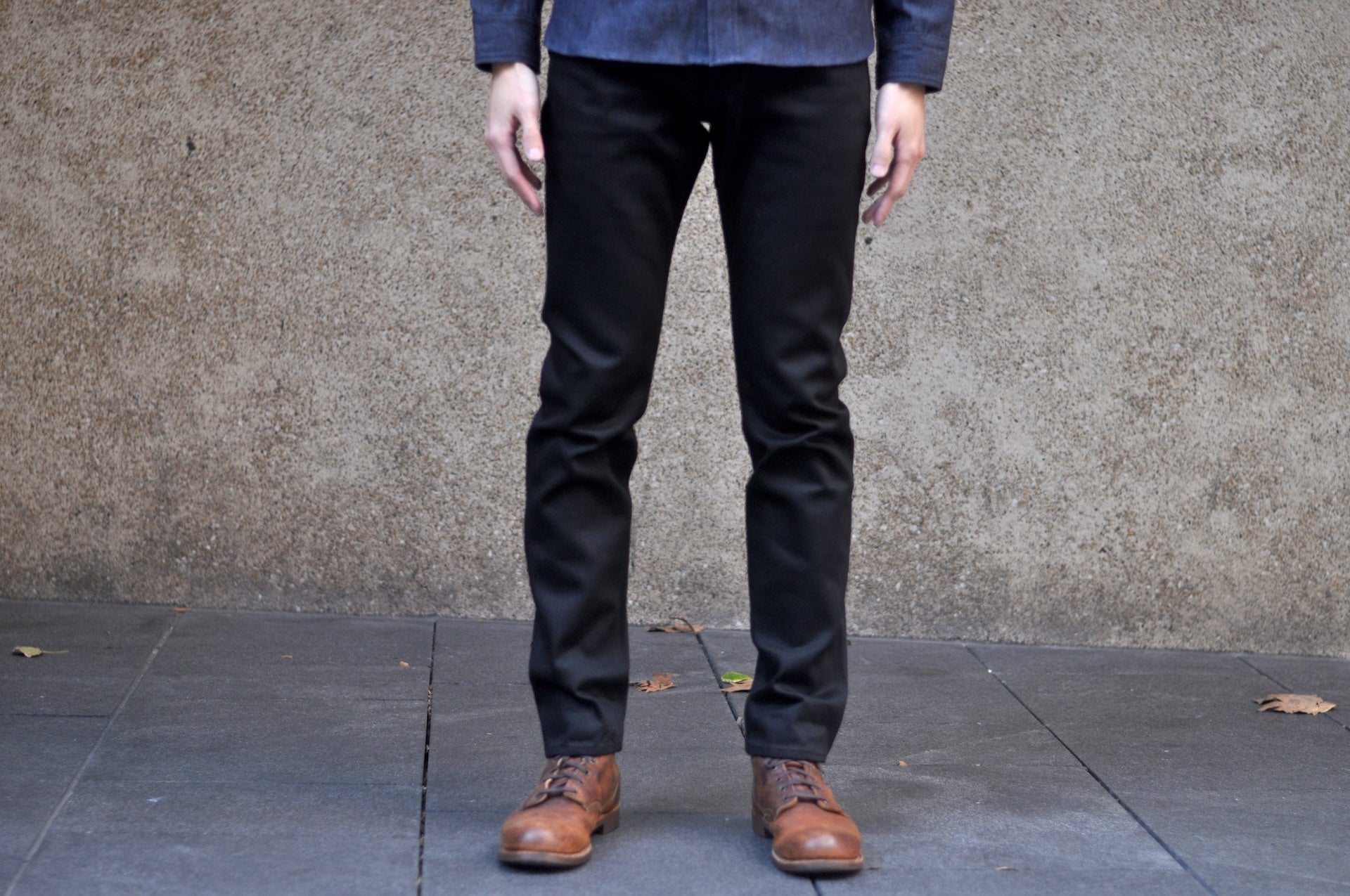 MOMOTARO JEANS 14.7oz "Tokuno Black" #Z300 Denim (Slim Tapered fit)