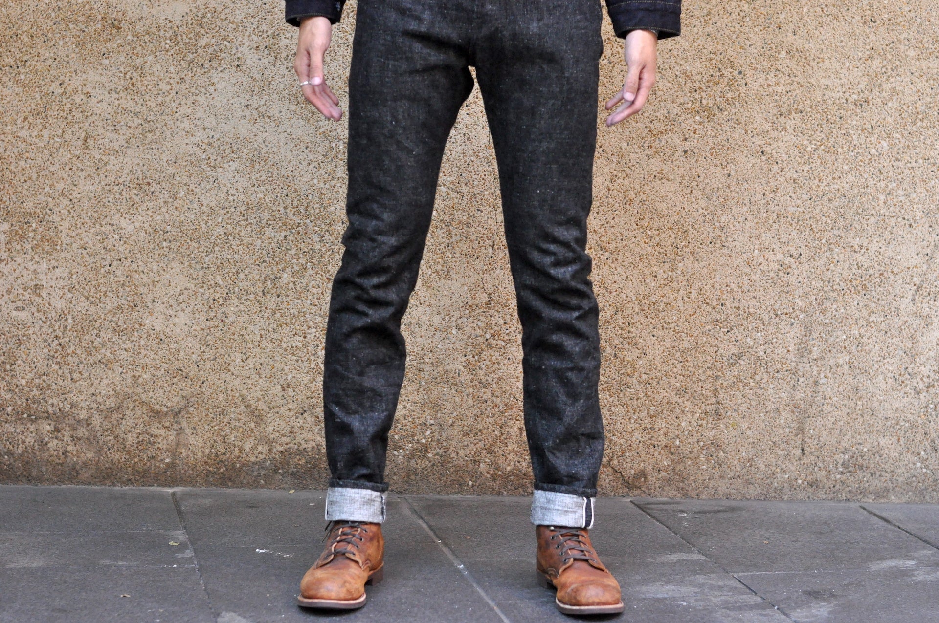 Samurai 17oz "Koku-Benkei" S211BK Black Denim (Relaxed Tapered Fit)