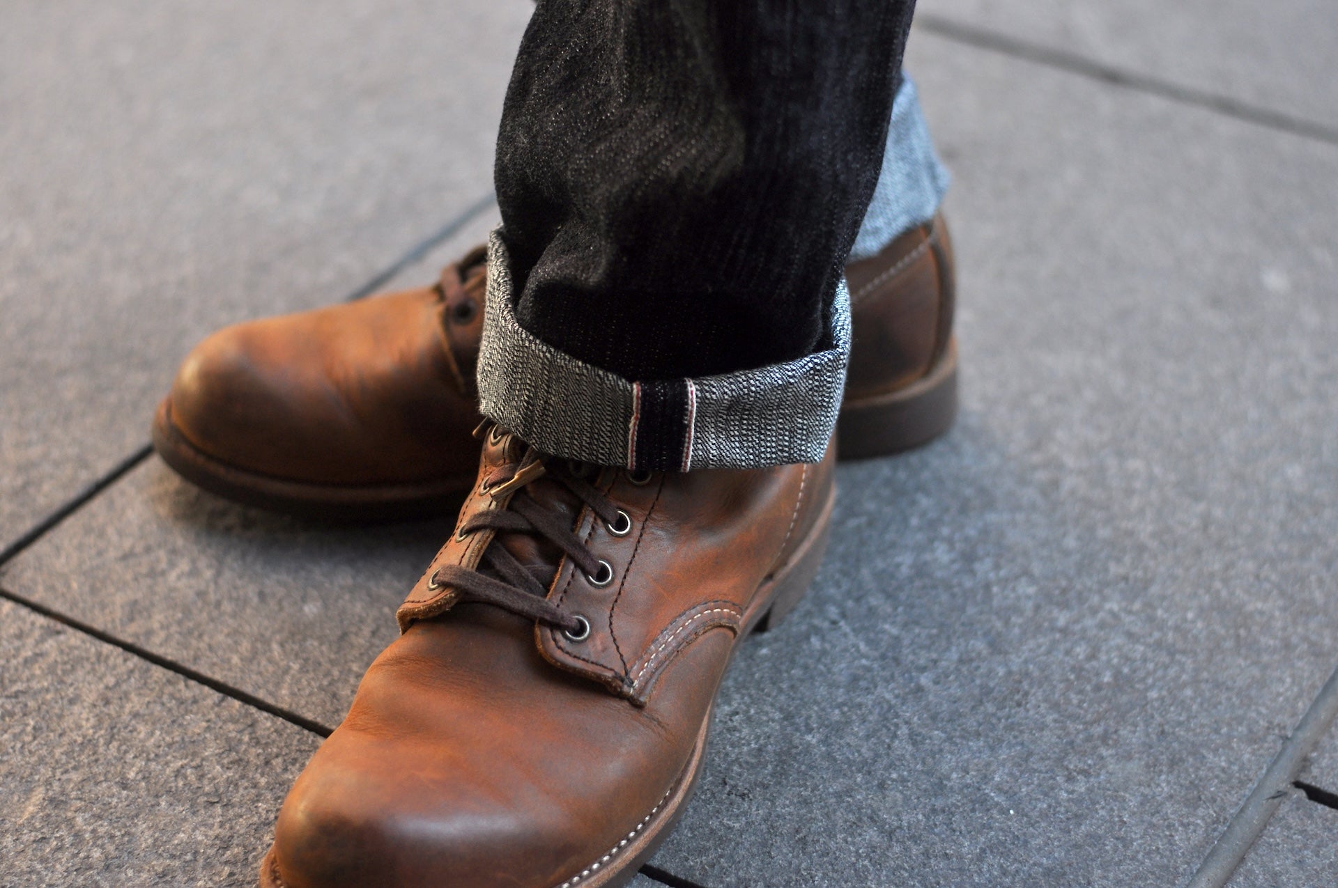 Iron Heart 16oz 888S-SLB Denim (Straight Tapered Fit)