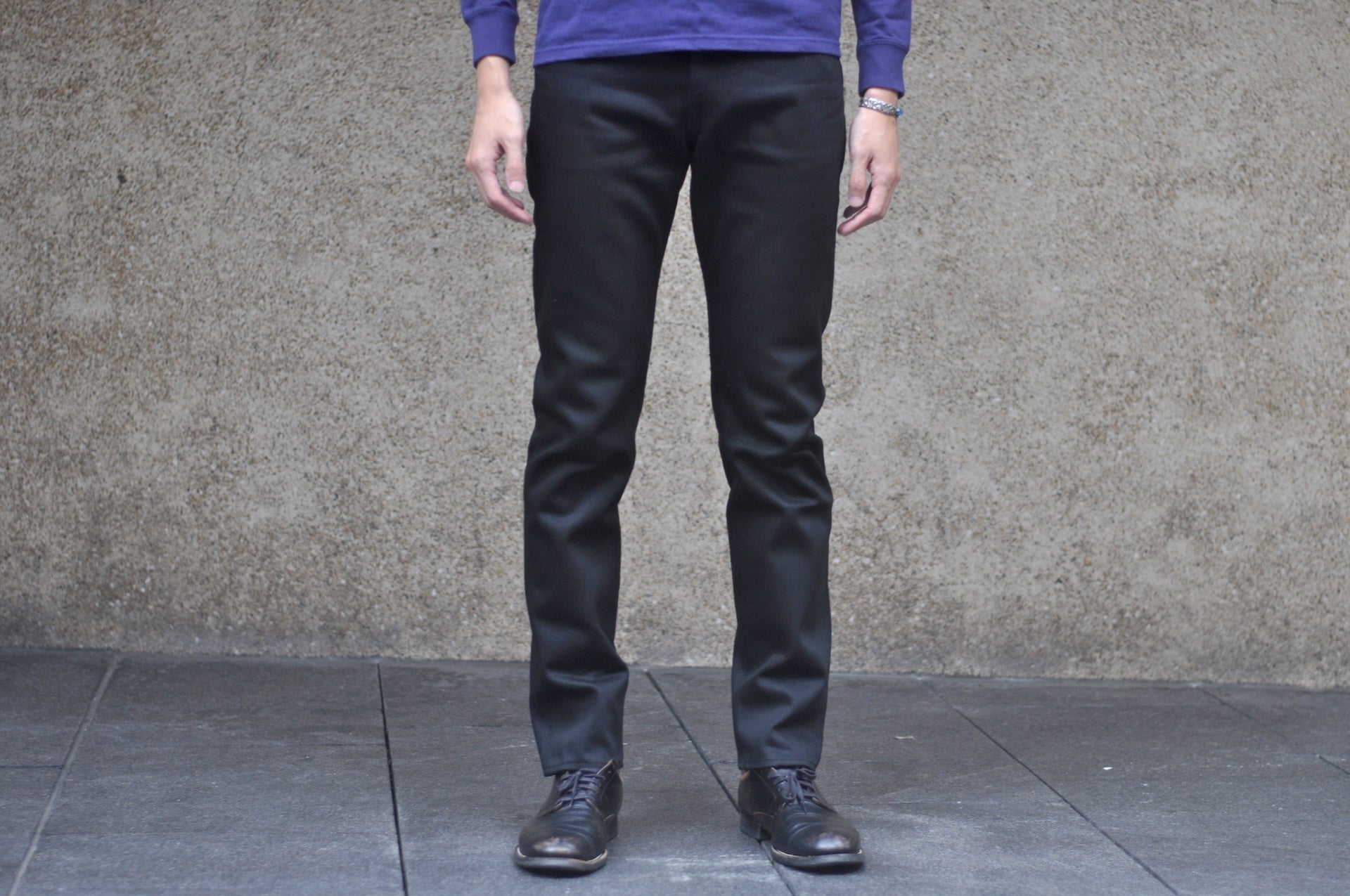 MOMOTARO JEANS 14.7oz "Tokuno Black" #Z200 Denim (New Tapered fit)