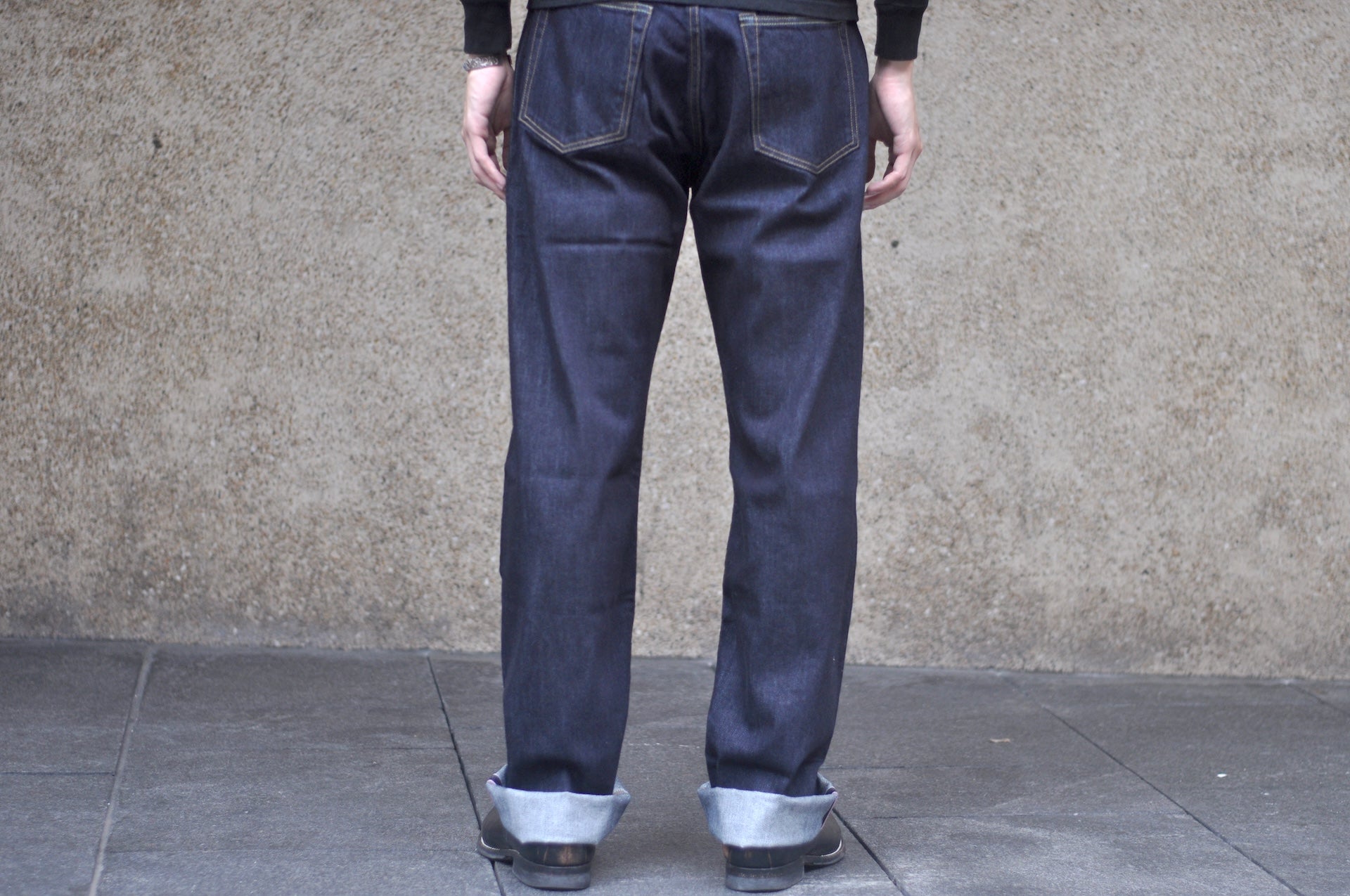 MOMOTARO JEANS 11oz Indigo Dyed "Silk-Touch" #400 Denim (Wide Straight fit)