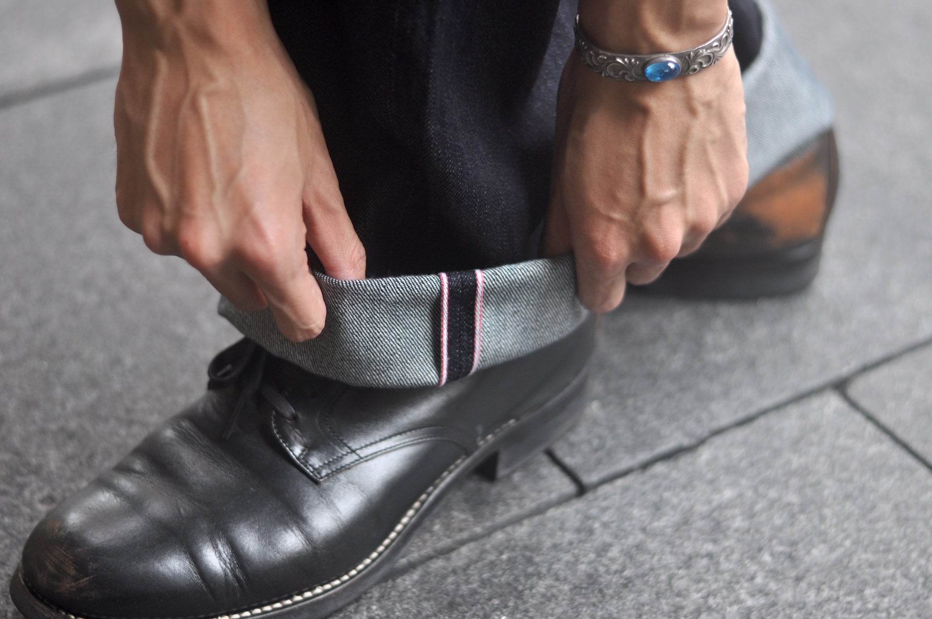 MOMOTARO JEANS 11oz Indigo Dyed "Silk-Touch" #400 Denim (Wide Straight fit)