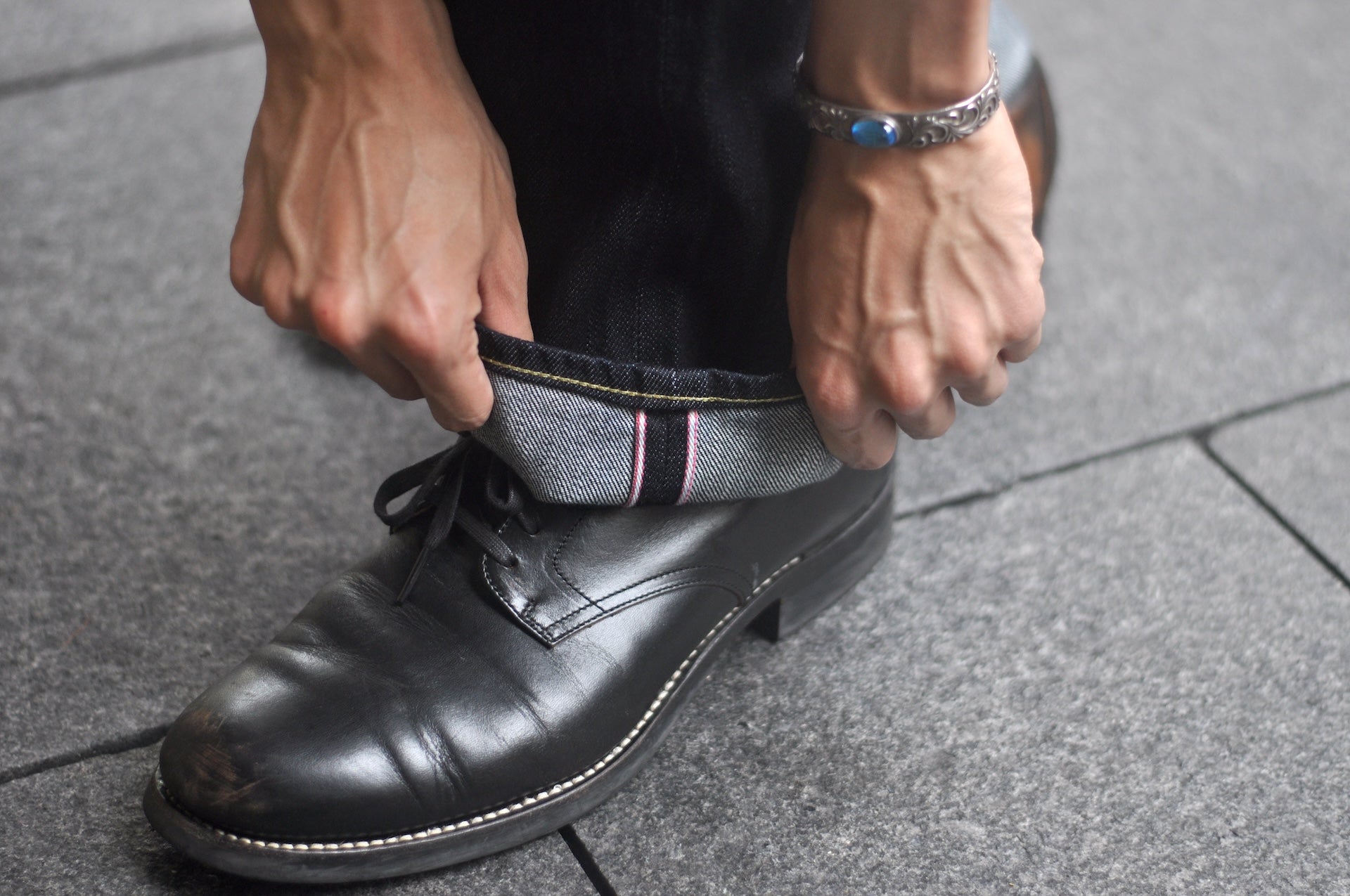 MOMOTARO JEANS 11oz Indigo Dyed "Silk-Touch" #100 Denim (Classic Straight fit)