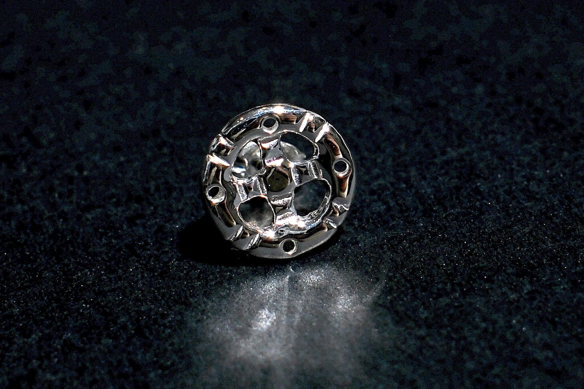 First Arrow's Medicine Wheel Silver Earring (O-003)