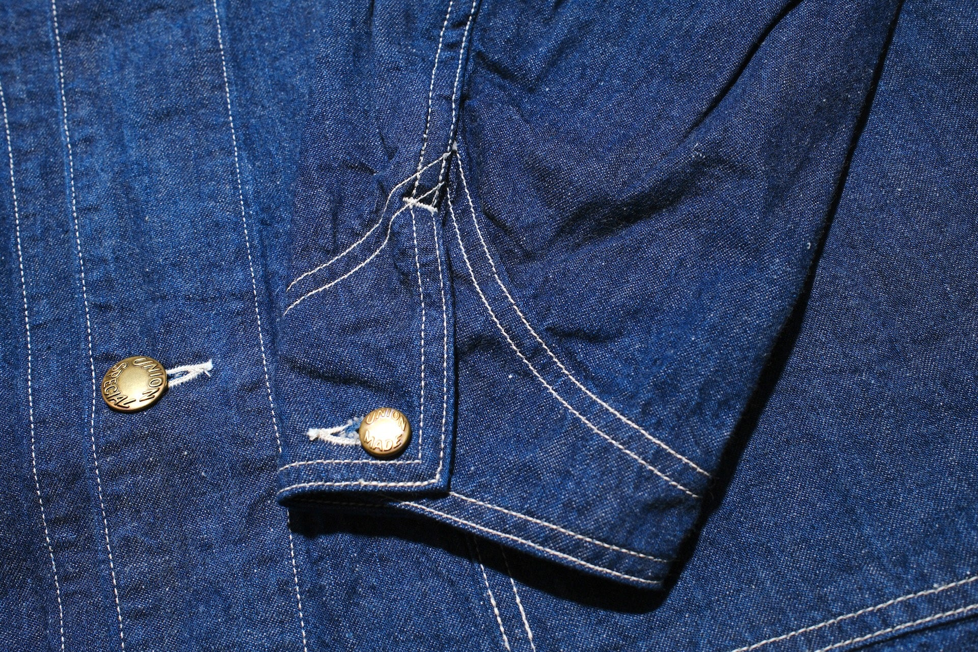 Freewheelers 9.5oz Indigo Denim “IRON WARF” Work Coat