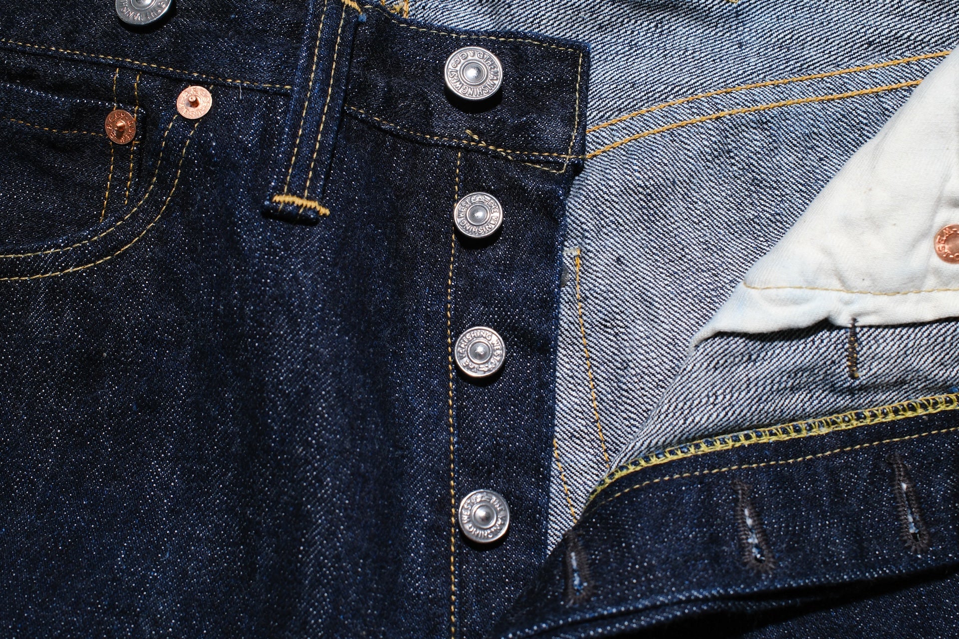 Freewheelers 14oz “Lot 601XX 1941 Earliest WWII Model” Indigo Denim (Classic Straight fit)