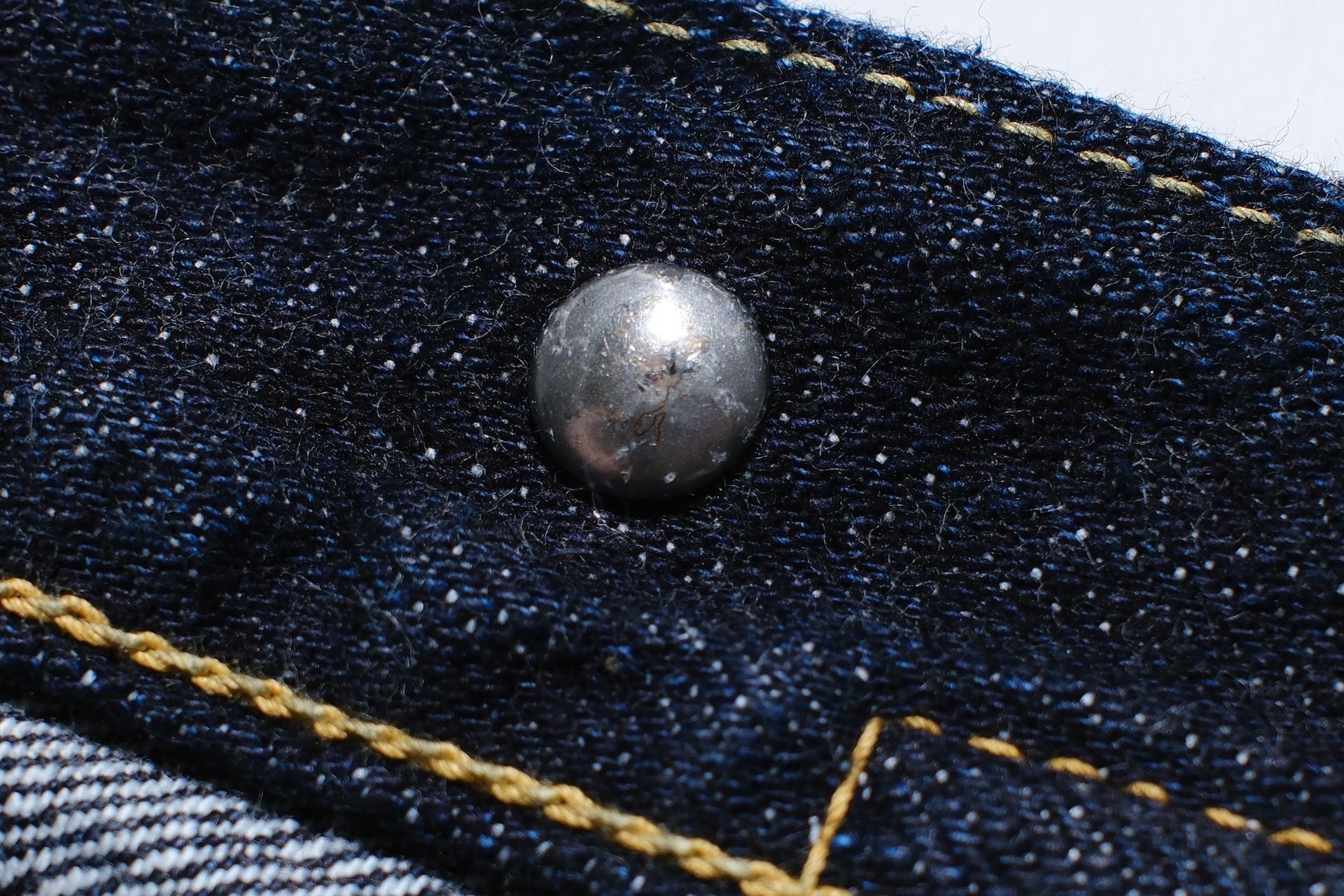 Freewheelers 14oz “Lot 601XX 1941 Earliest WWII Model” Indigo Denim (Classic Straight fit)