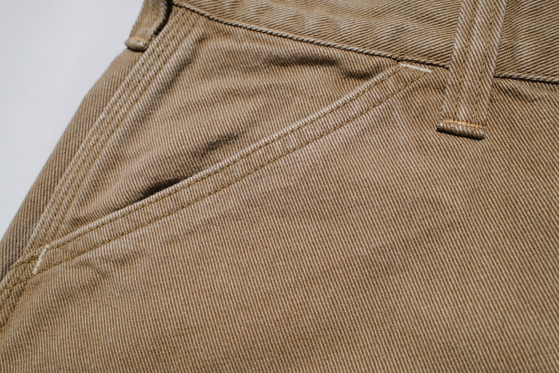 Freewheelers 10.5oz Denim “BAKERSFIELD” Cut-Length Trousers (Beige)