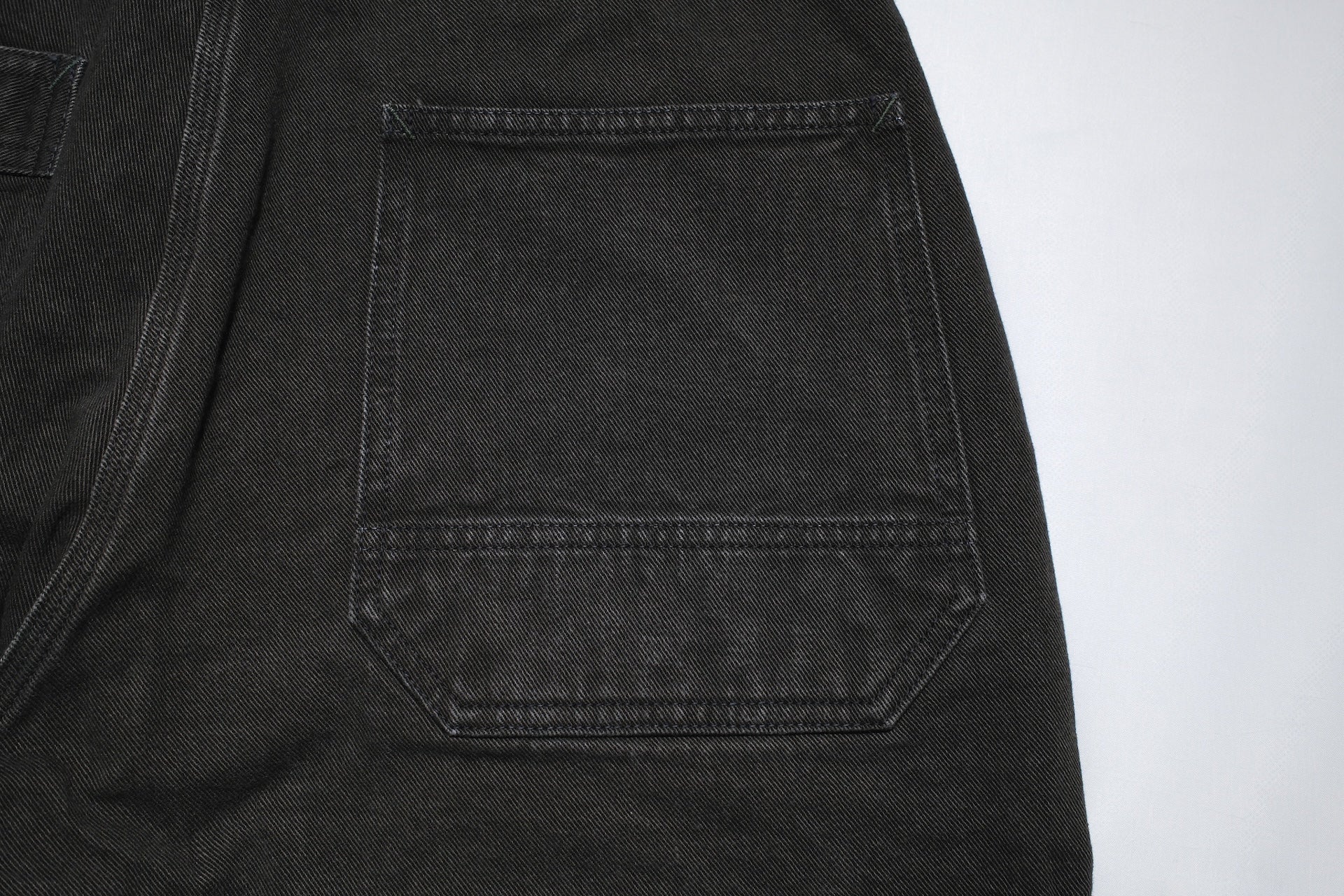 Freewheelers 10.5oz Denim “BAKERSFIELD” Cut-Length Trousers (Black)