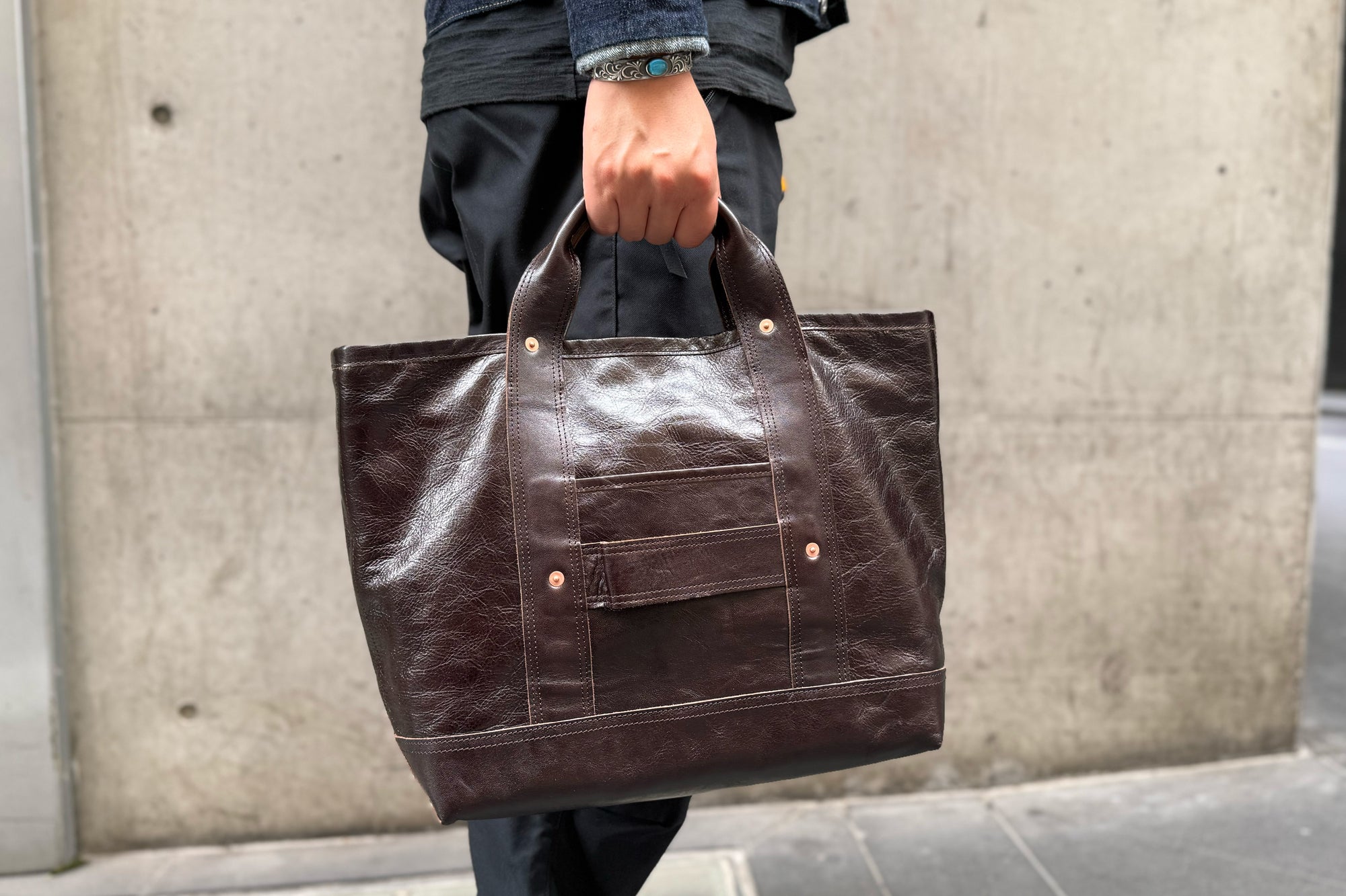 Inception by Accel Company Size Medium Horsehide “Multi-Functional” Tote Bag (Black Tea-cored)