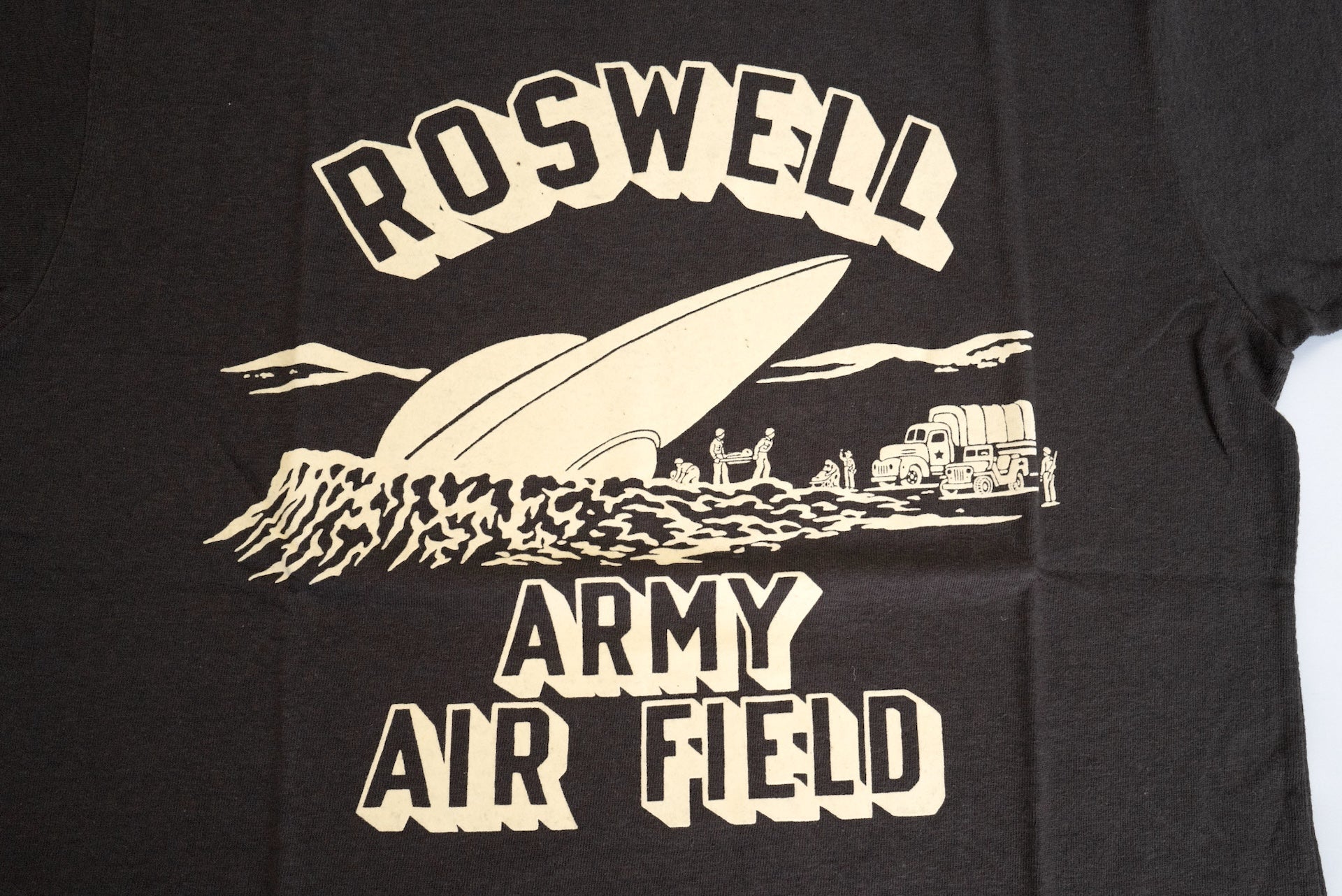 Freewheelers "Roswell AFF UFO" Loopwheeled Tee (Jet Black)