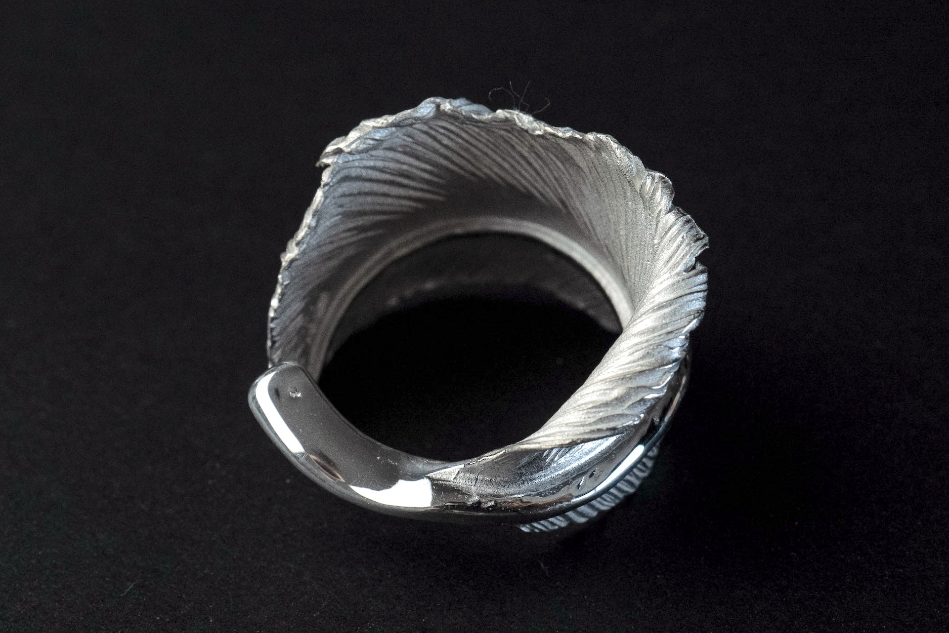 Legend "Curled" X-Large Feather Silver Ring