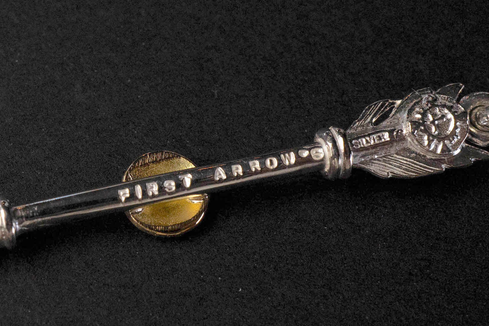 First Arrow's Size Medium "Arrow" Silver Pendant with K18 Gold Emblem and Arrow Head (P-192-18K)